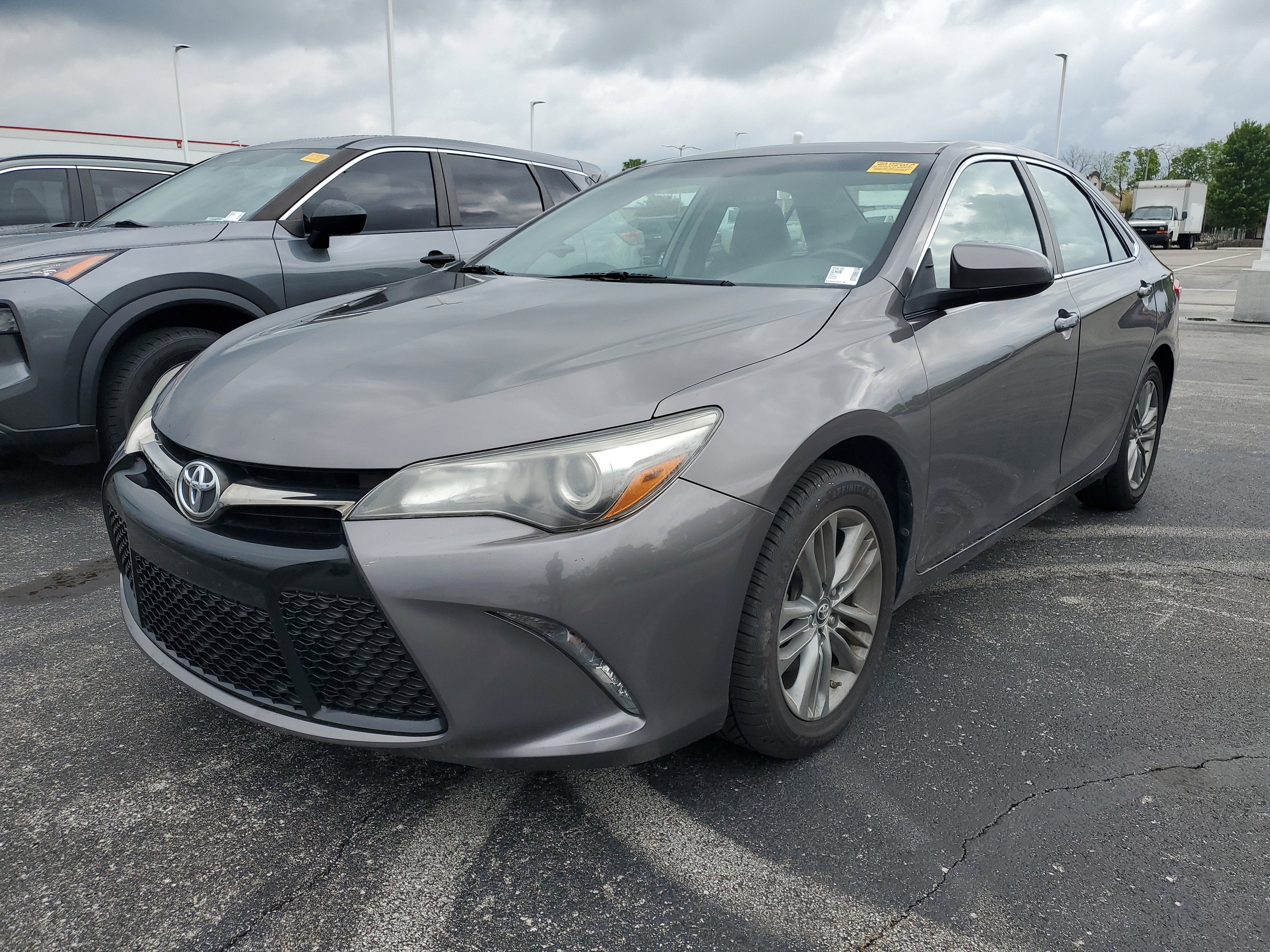 2017 Toyota Camry SE