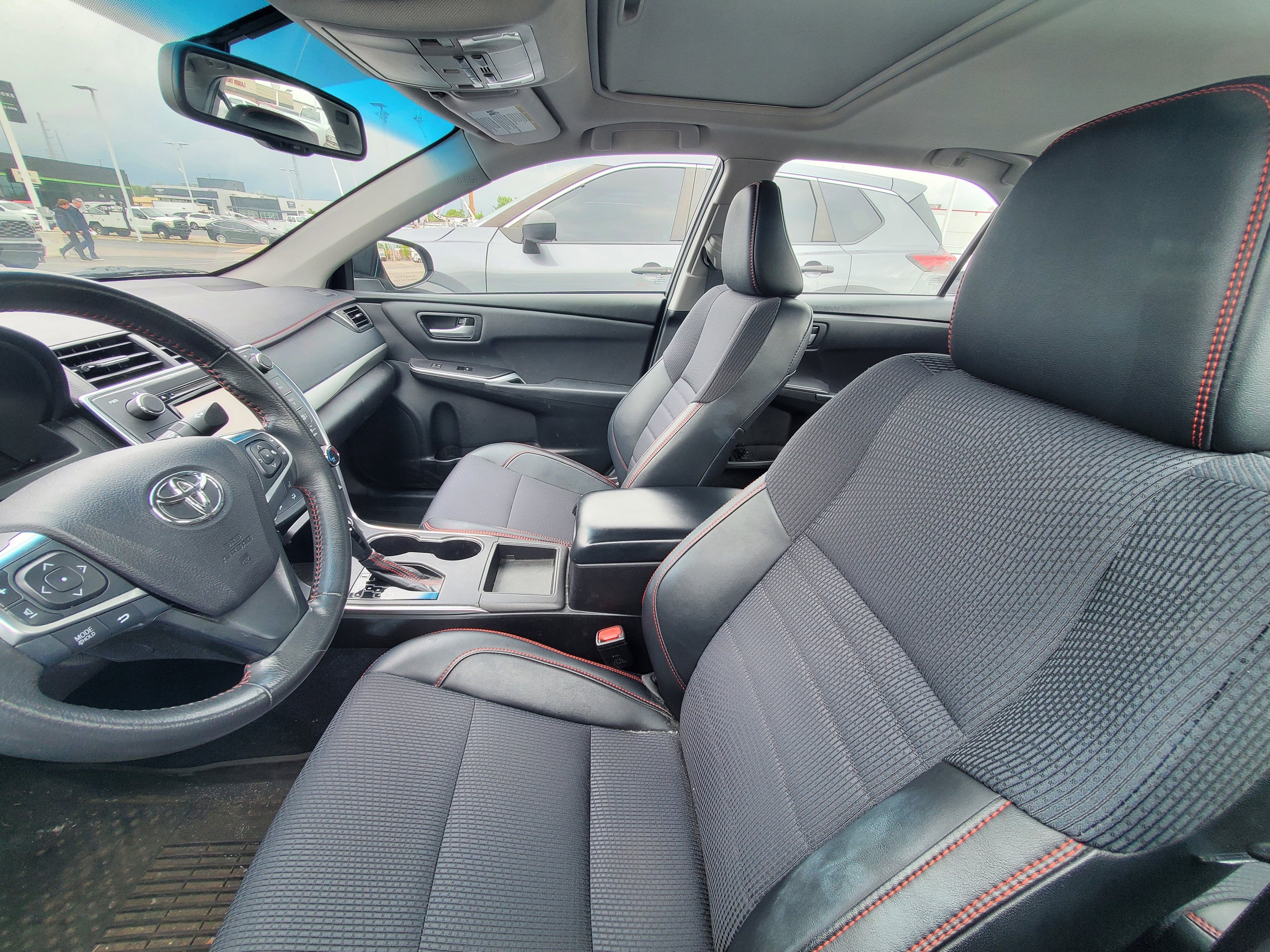 2017 Toyota Camry SE