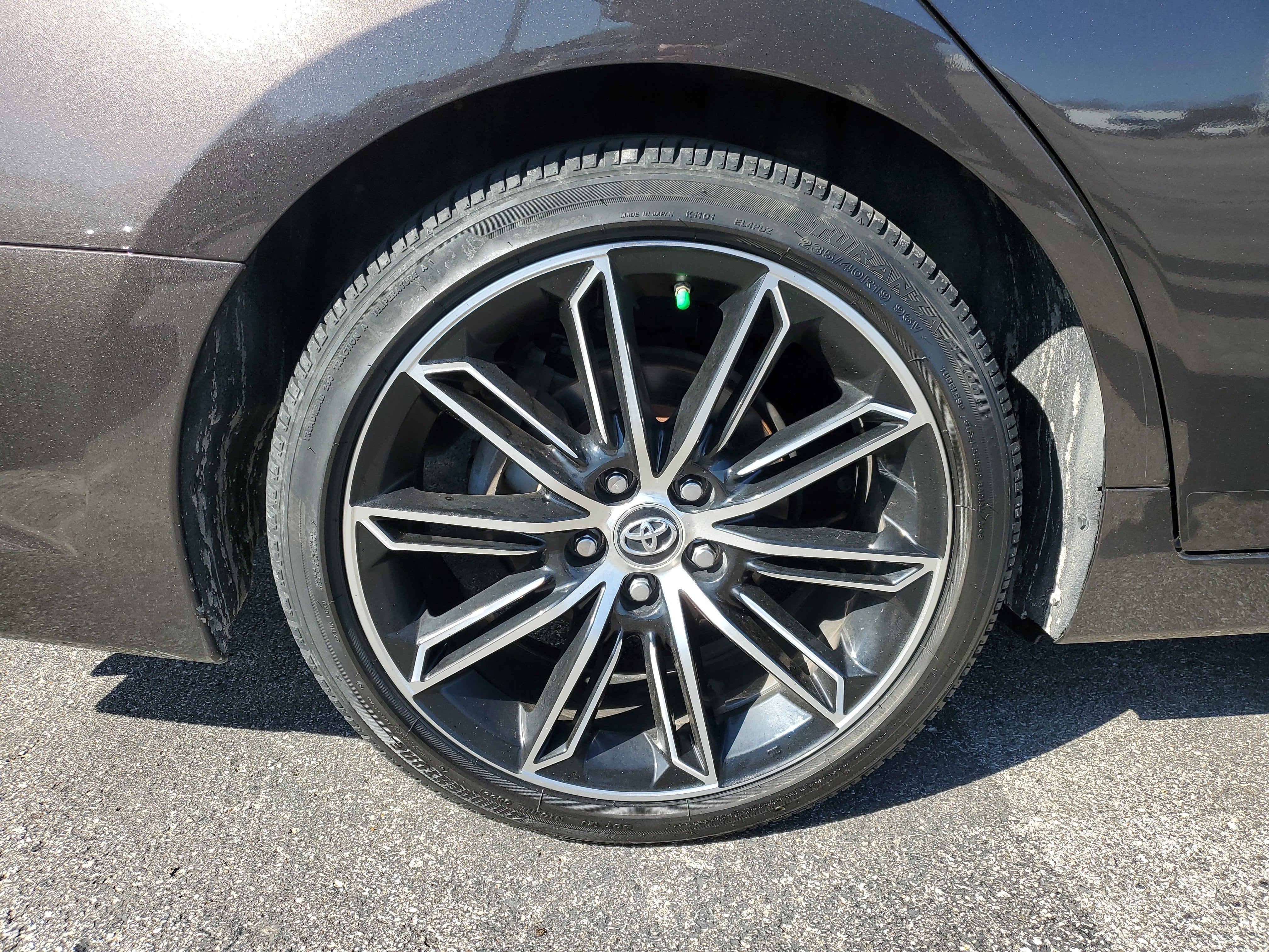 2019 Toyota Avalon Touring