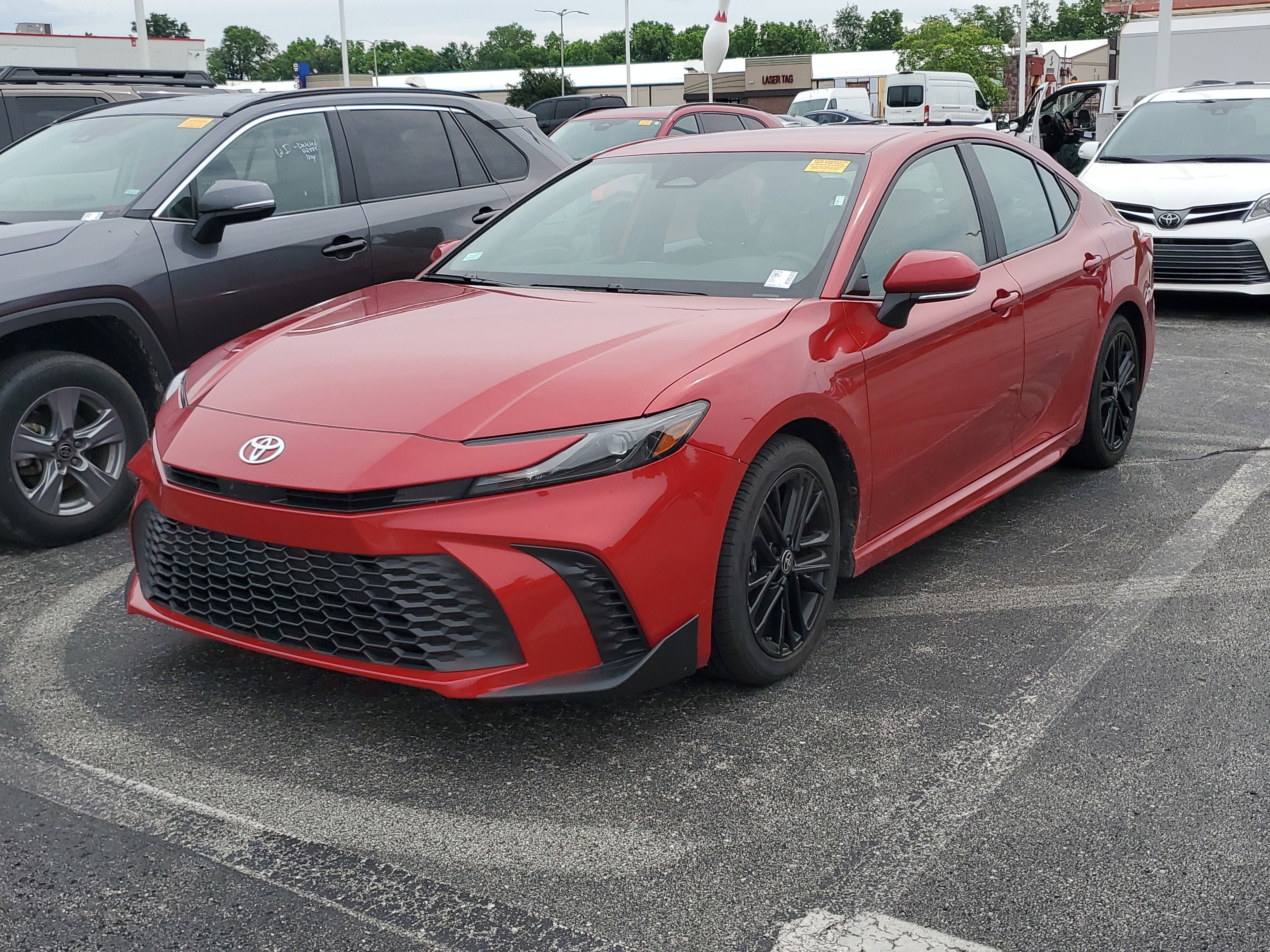 2025 Toyota Camry SE