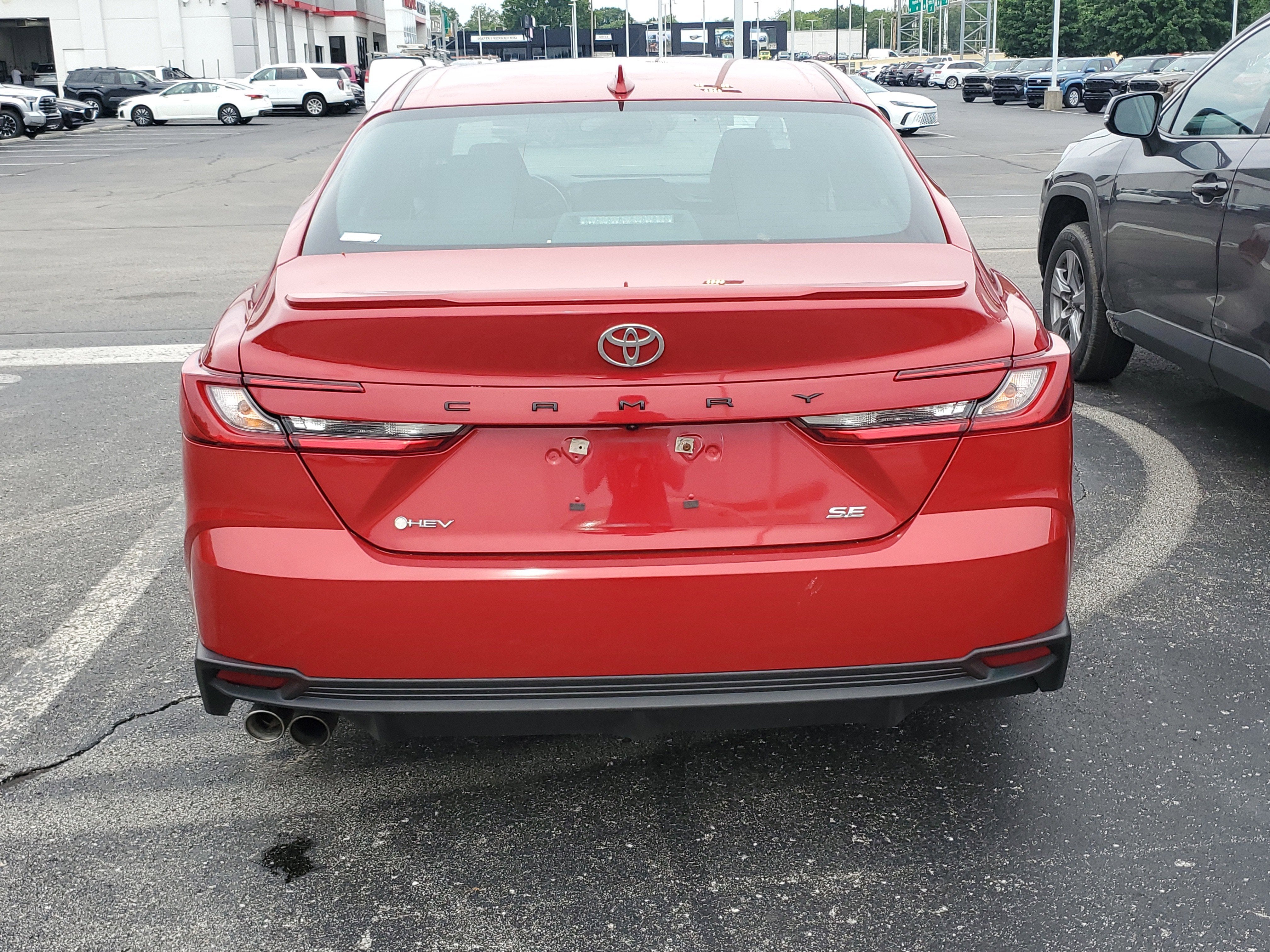 2025 Toyota Camry SE