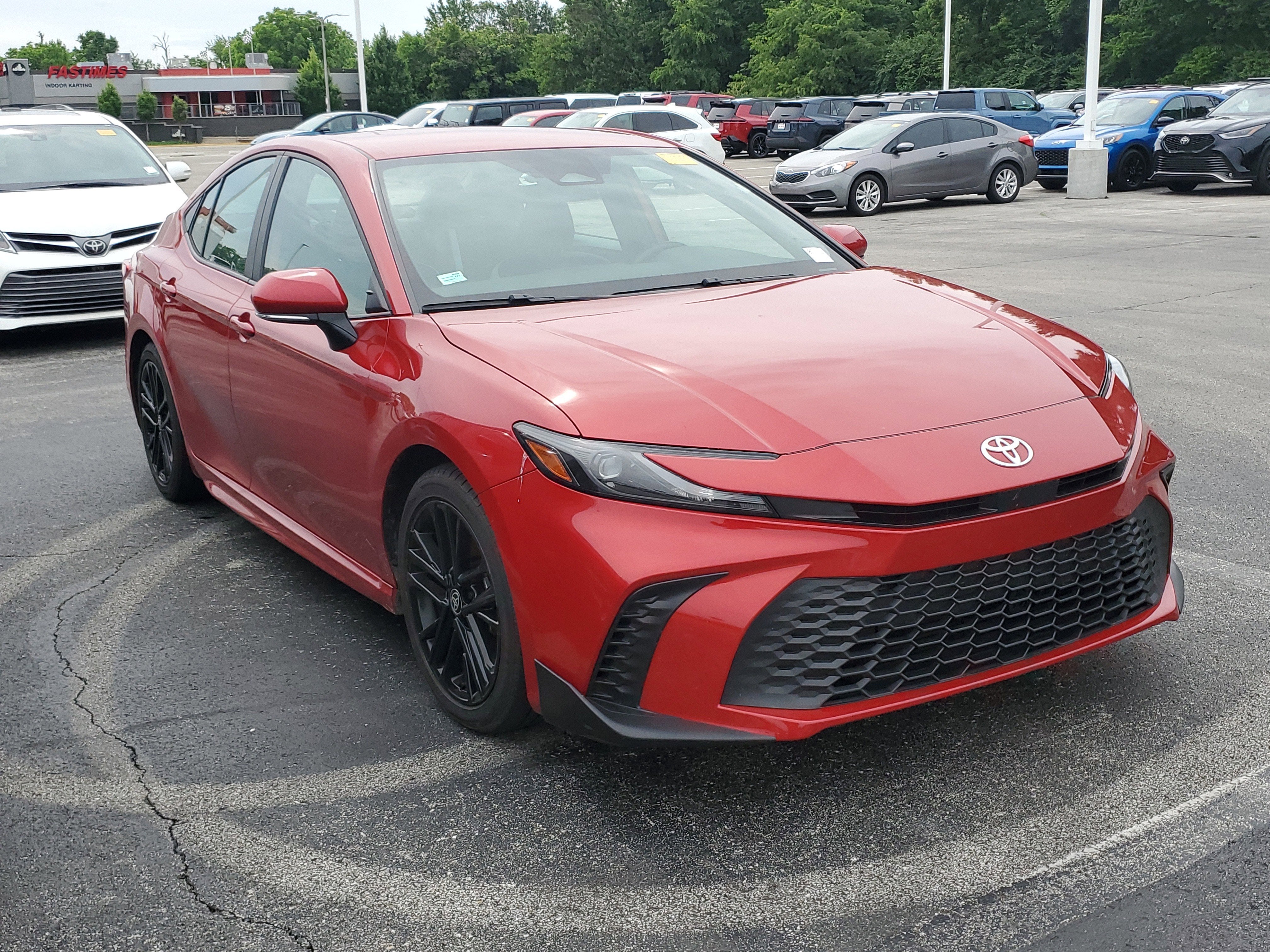2025 Toyota Camry SE