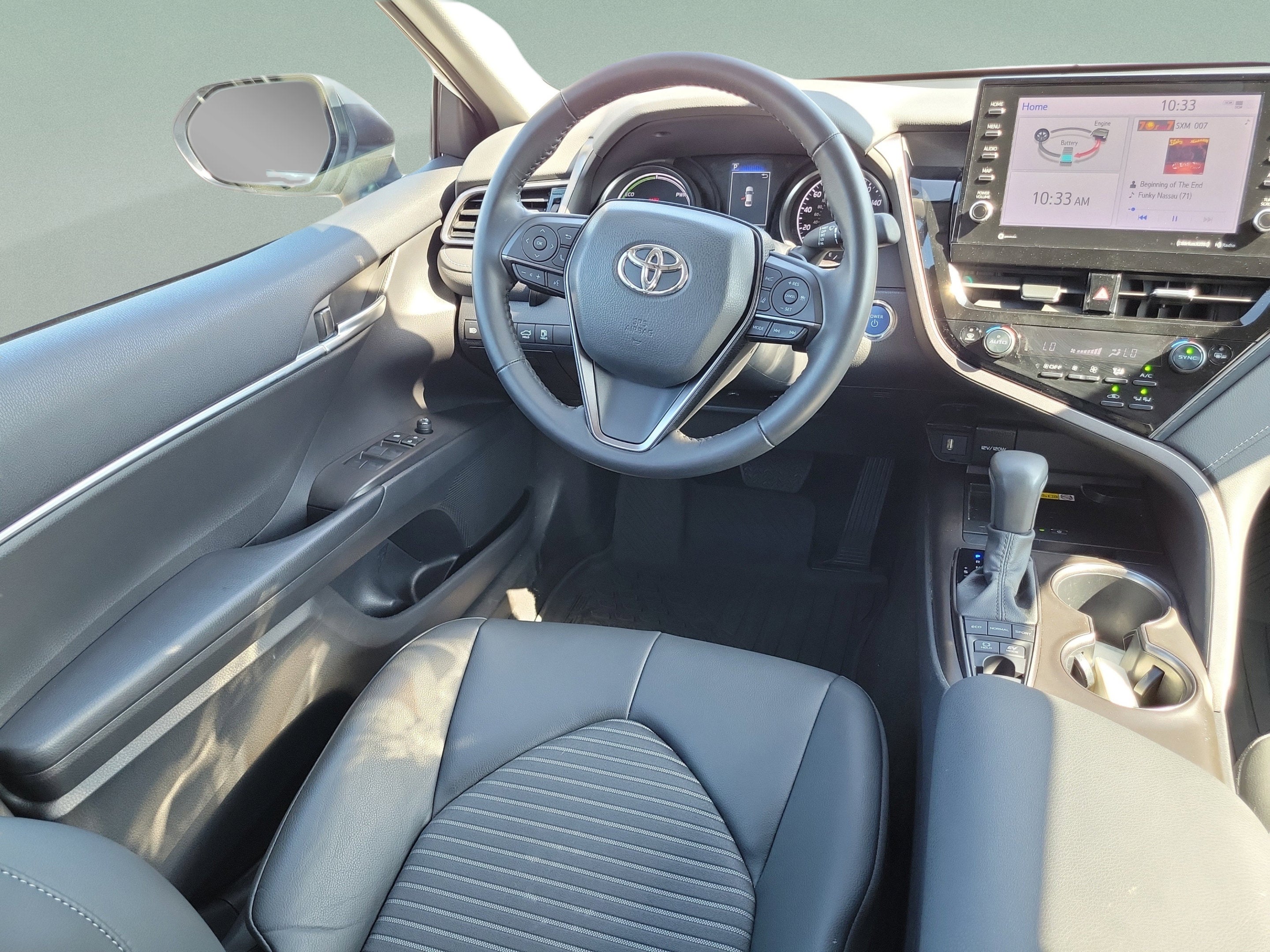 2024 Toyota Camry Hybrid SE
