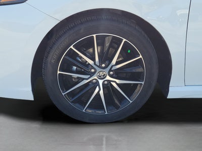 2024 Toyota Camry Hybrid SE