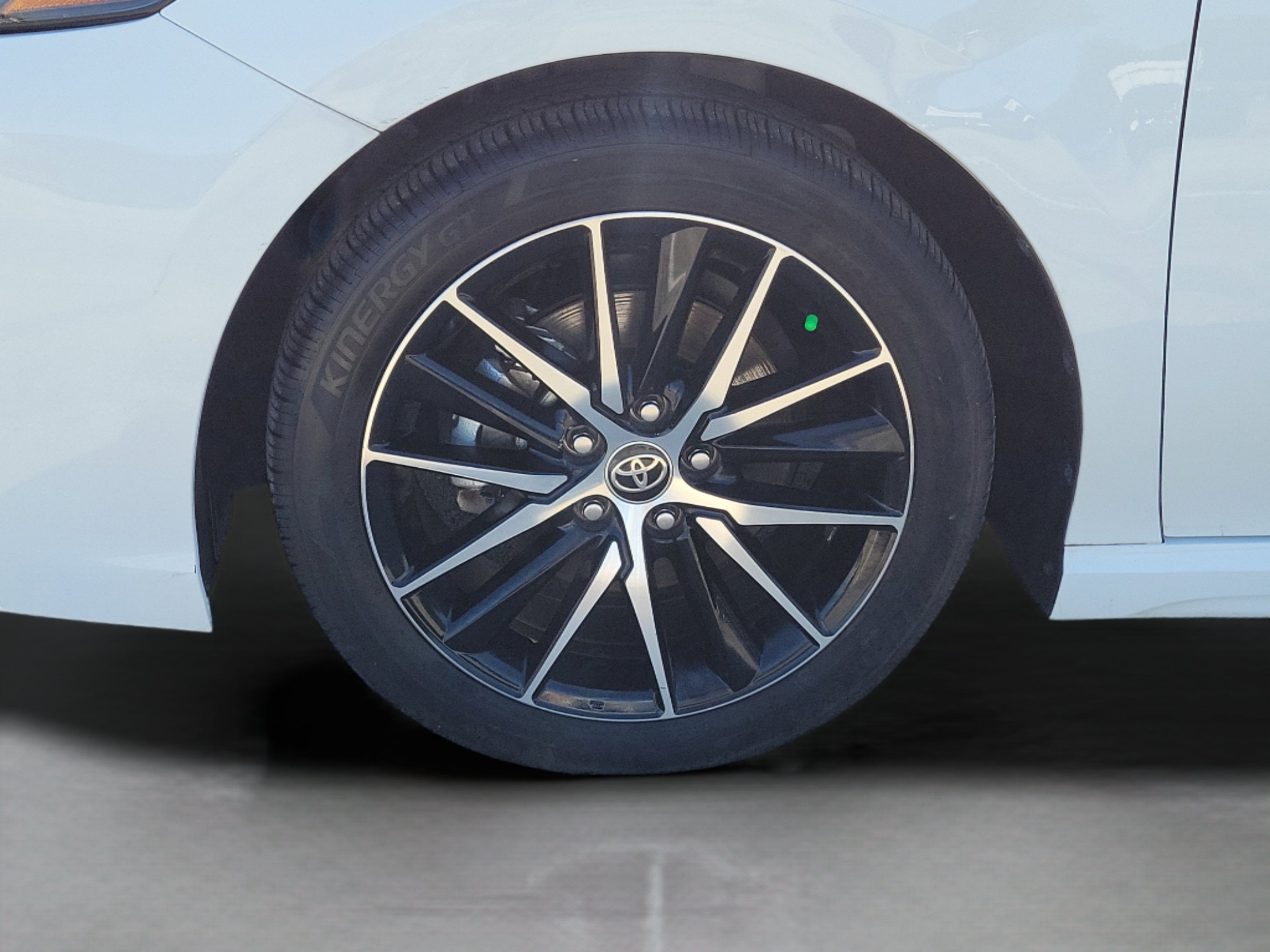 2024 Toyota Camry Hybrid SE