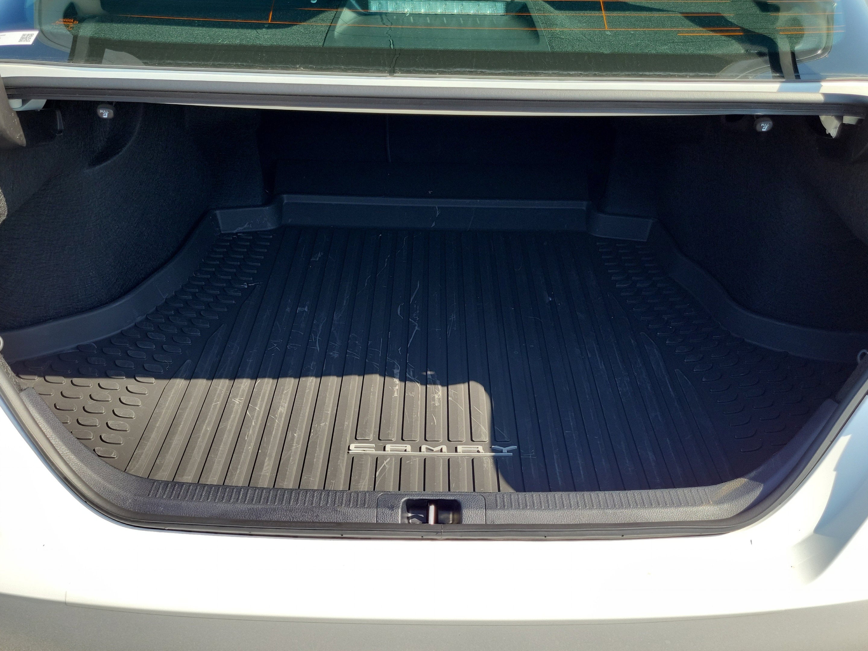 2024 Toyota Camry Hybrid SE