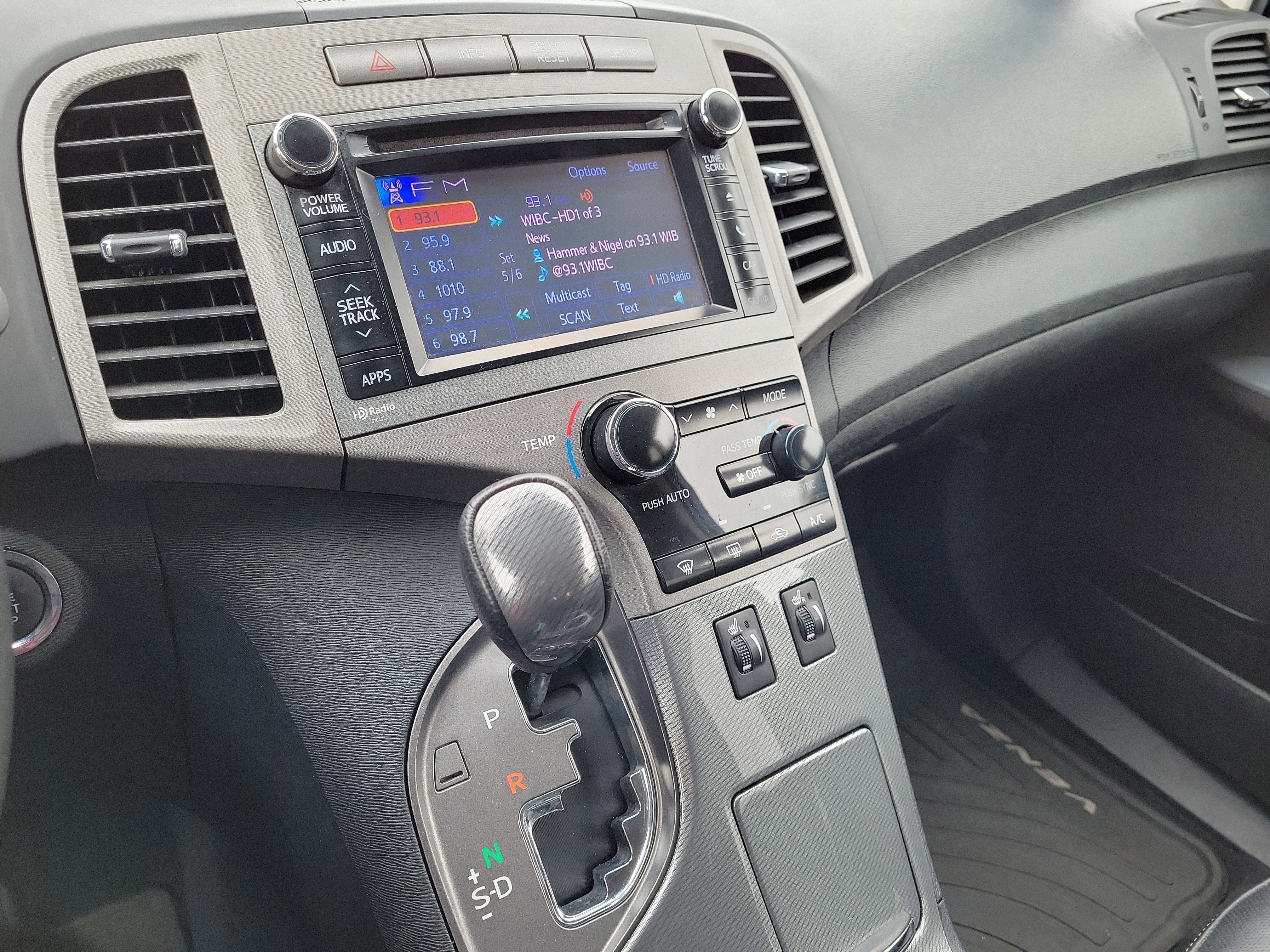 2013 Toyota Venza XLE