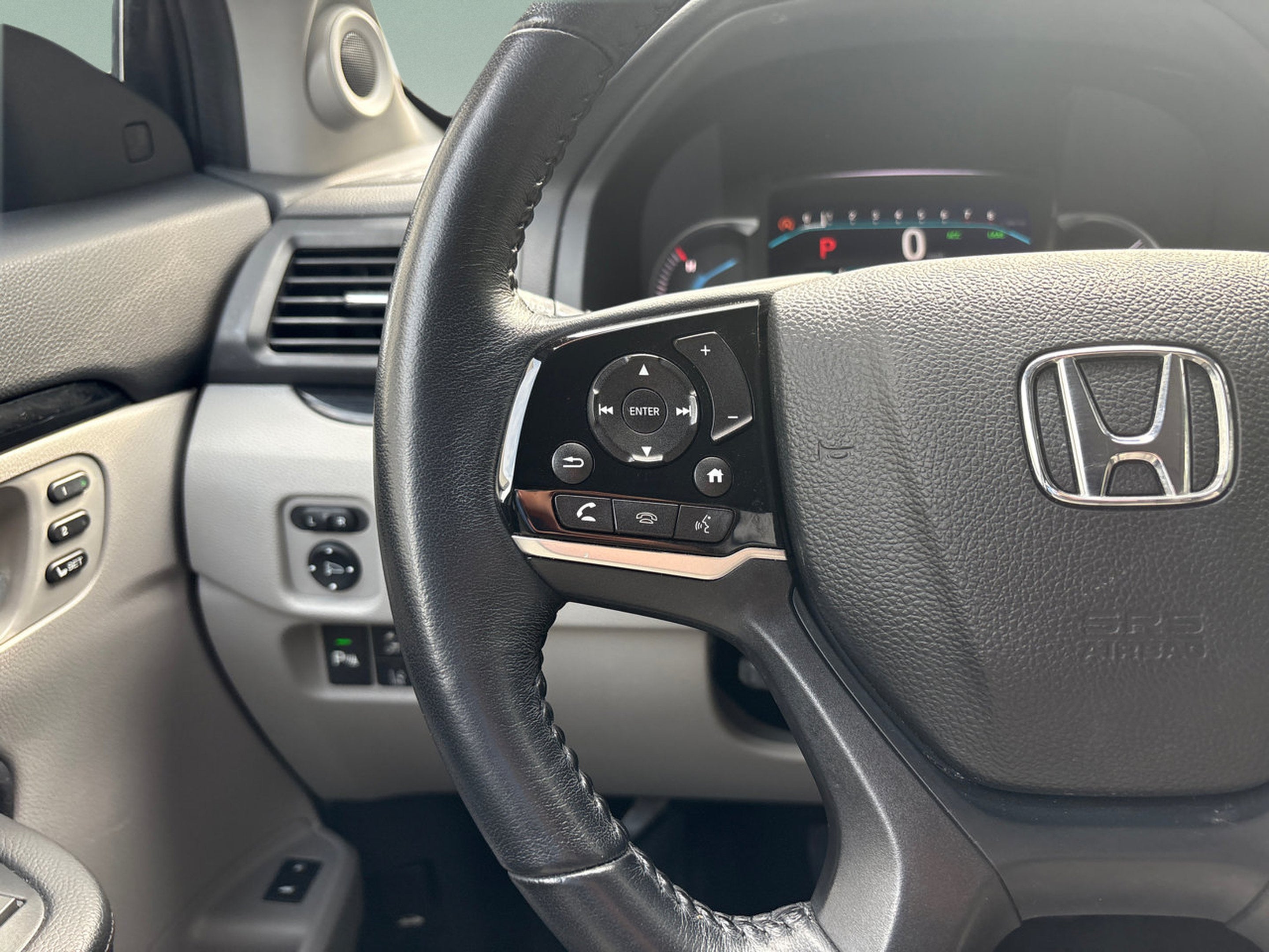 2021 Honda Pilot Touring 7-Passenger