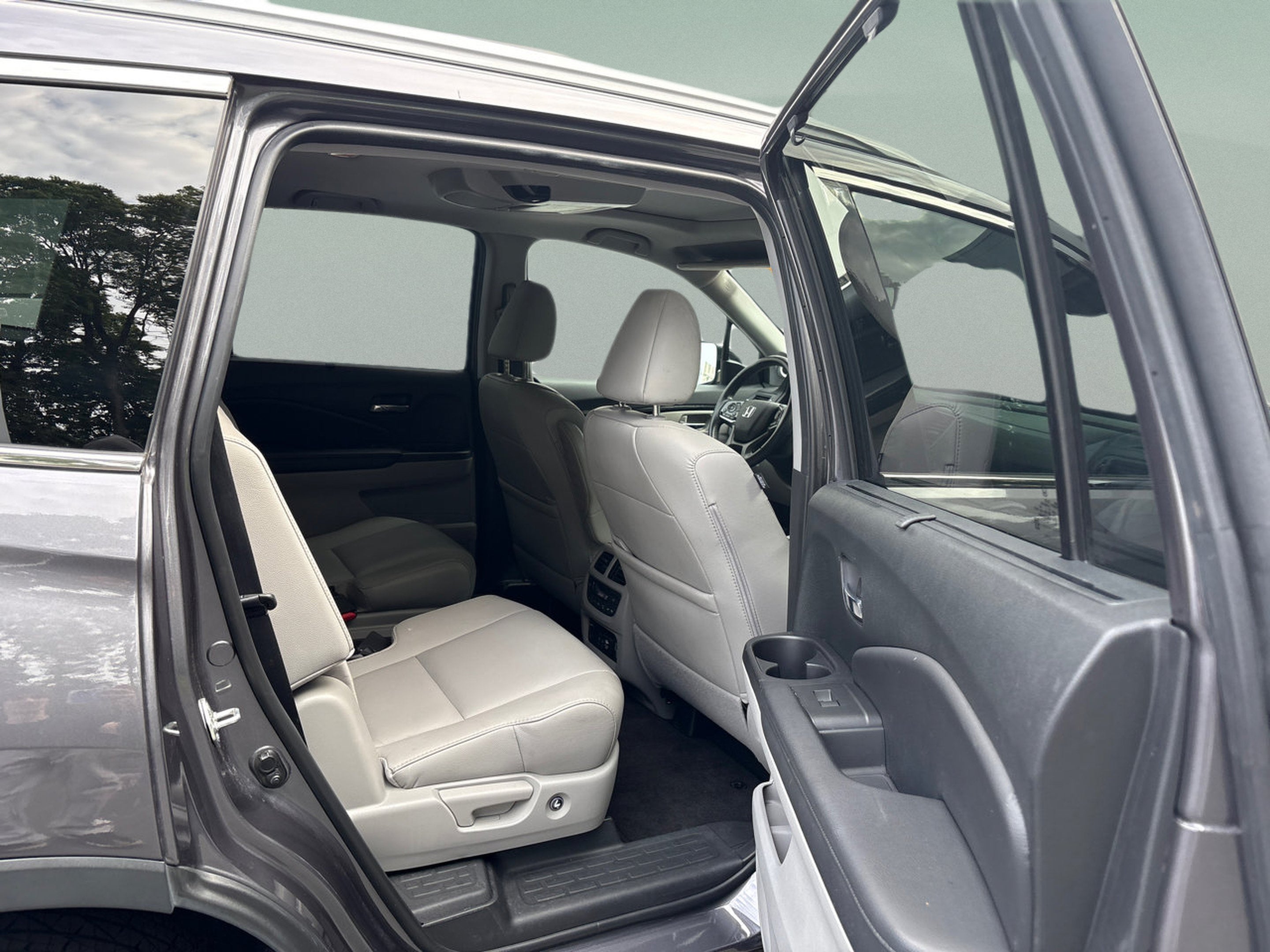 2021 Honda Pilot Touring 7-Passenger