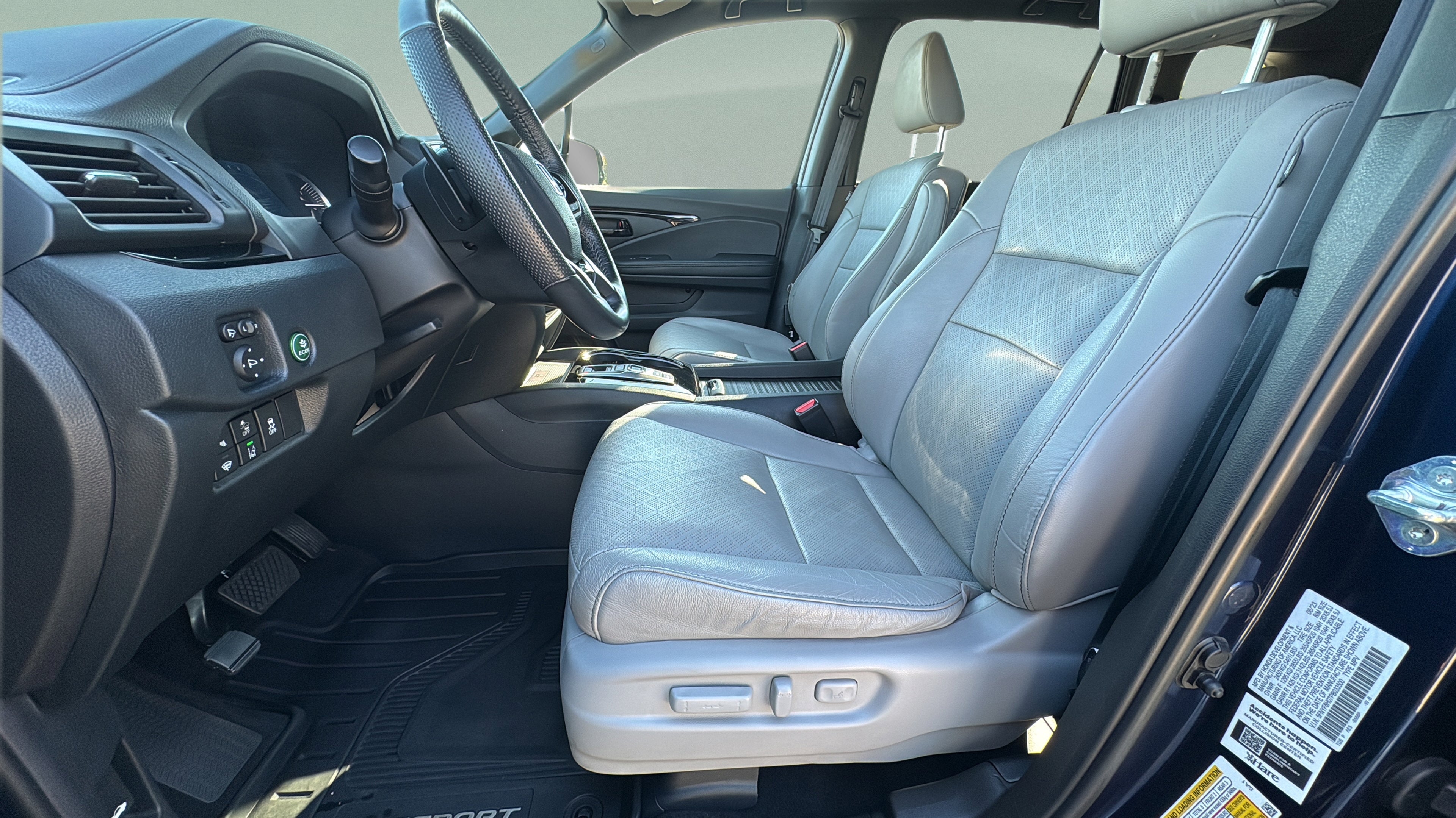 2023 Honda Passport Elite