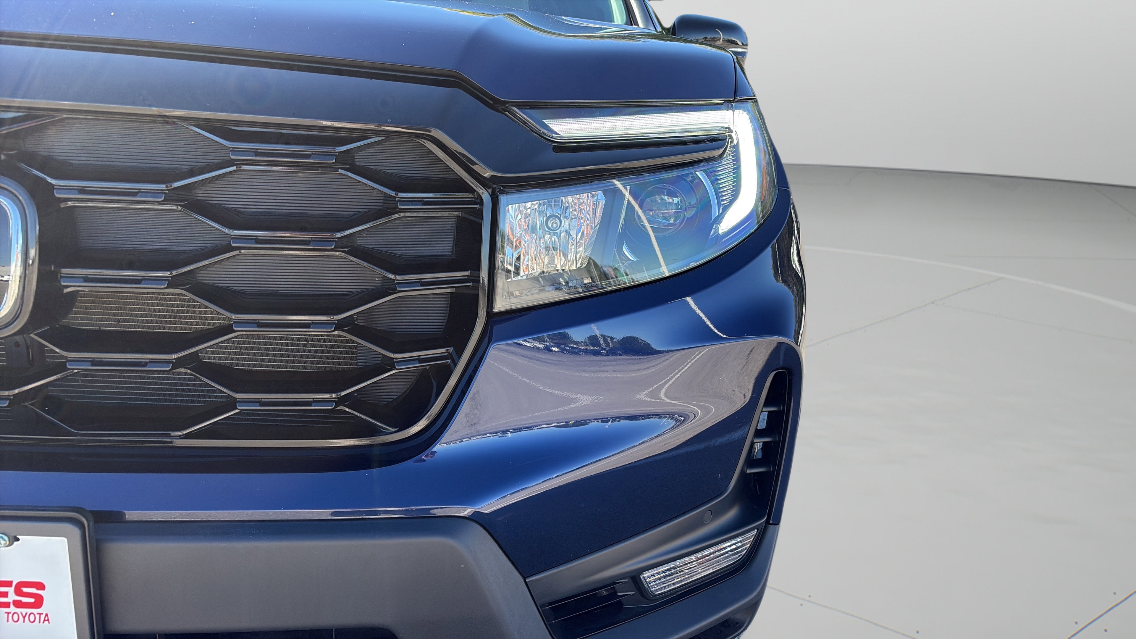 2023 Honda Passport Elite