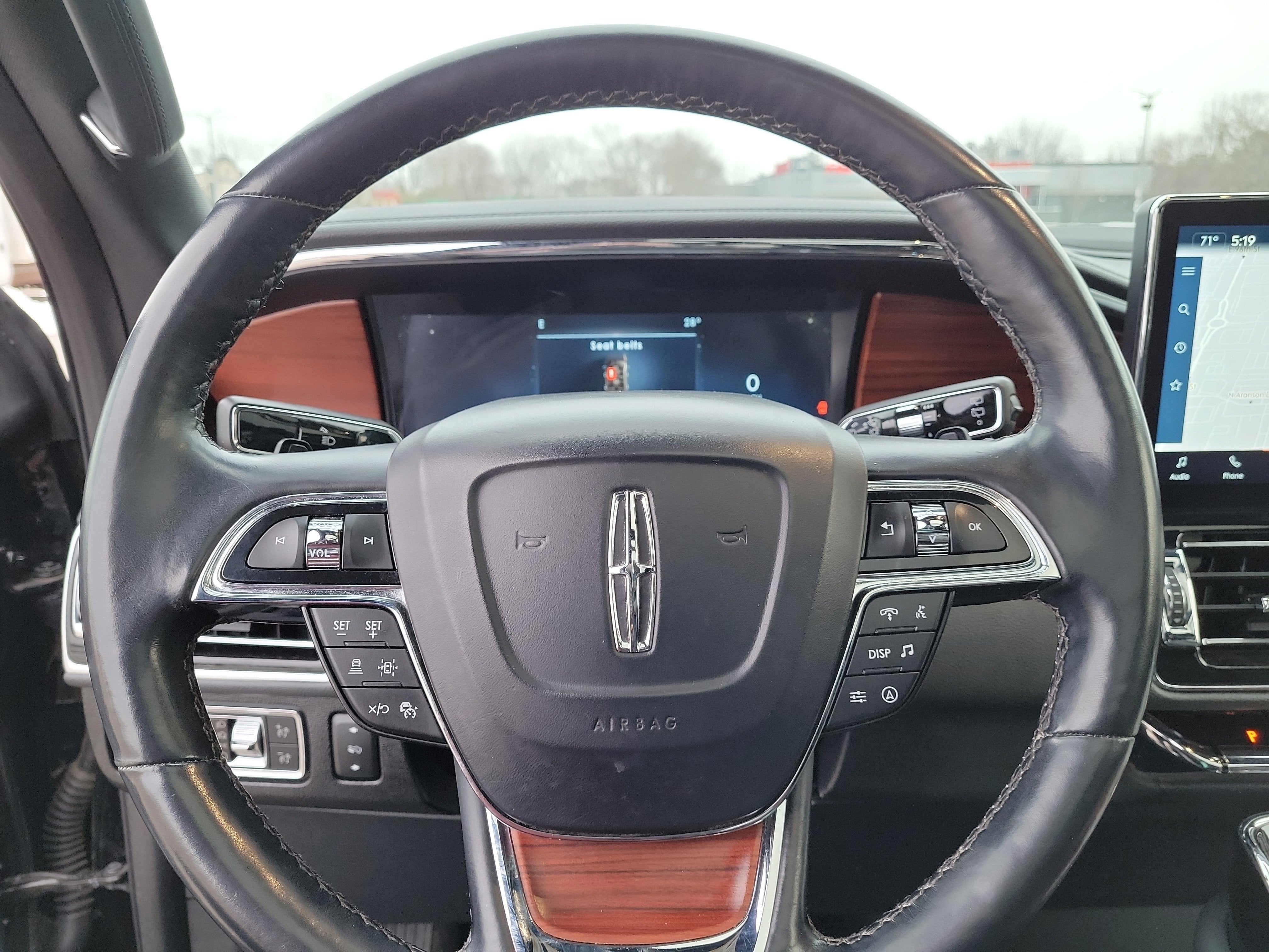 2022 Lincoln Navigator Standard