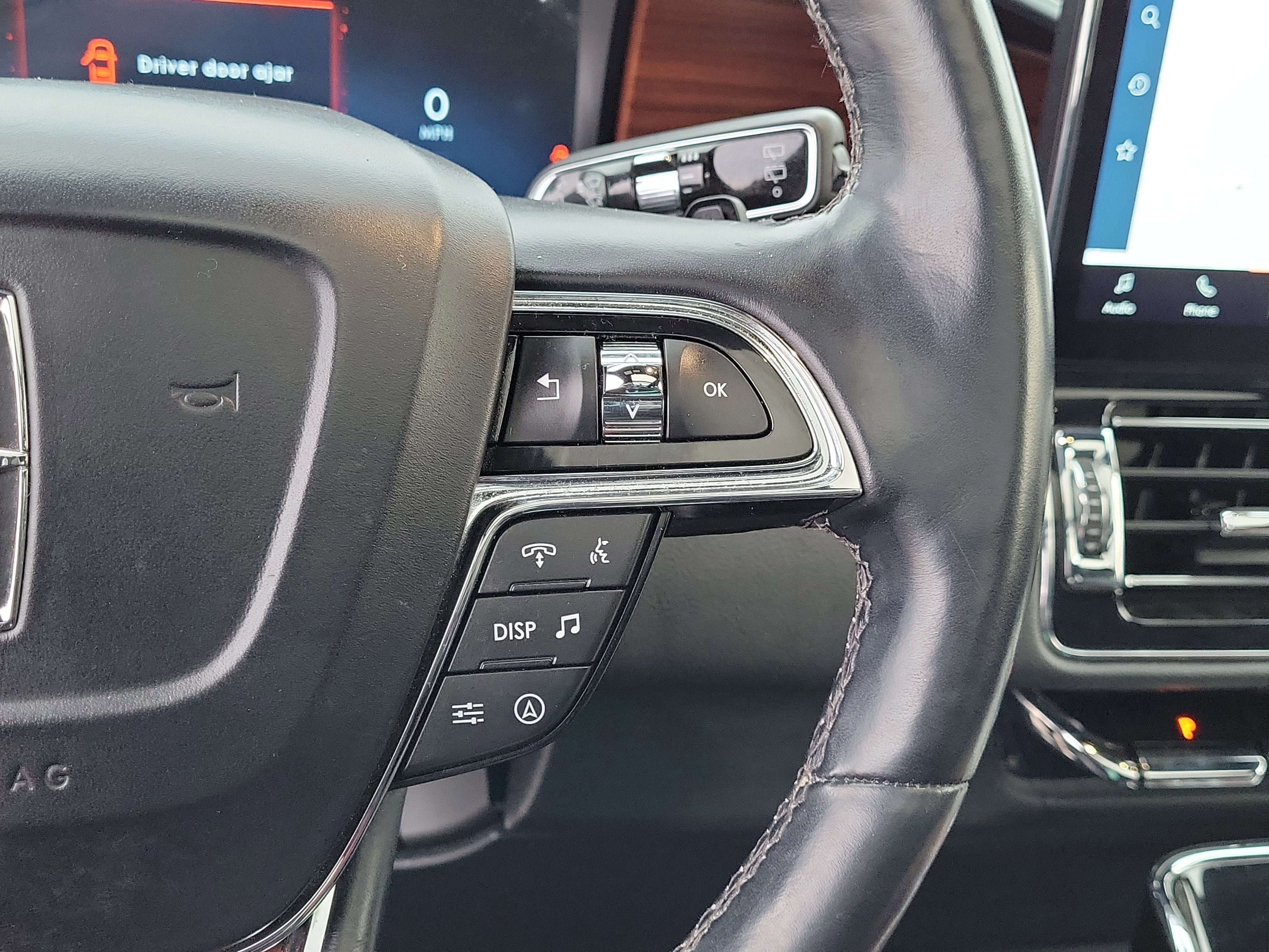 2022 Lincoln Navigator Standard