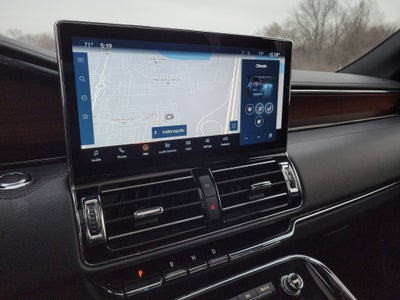 2022 Lincoln Navigator Standard