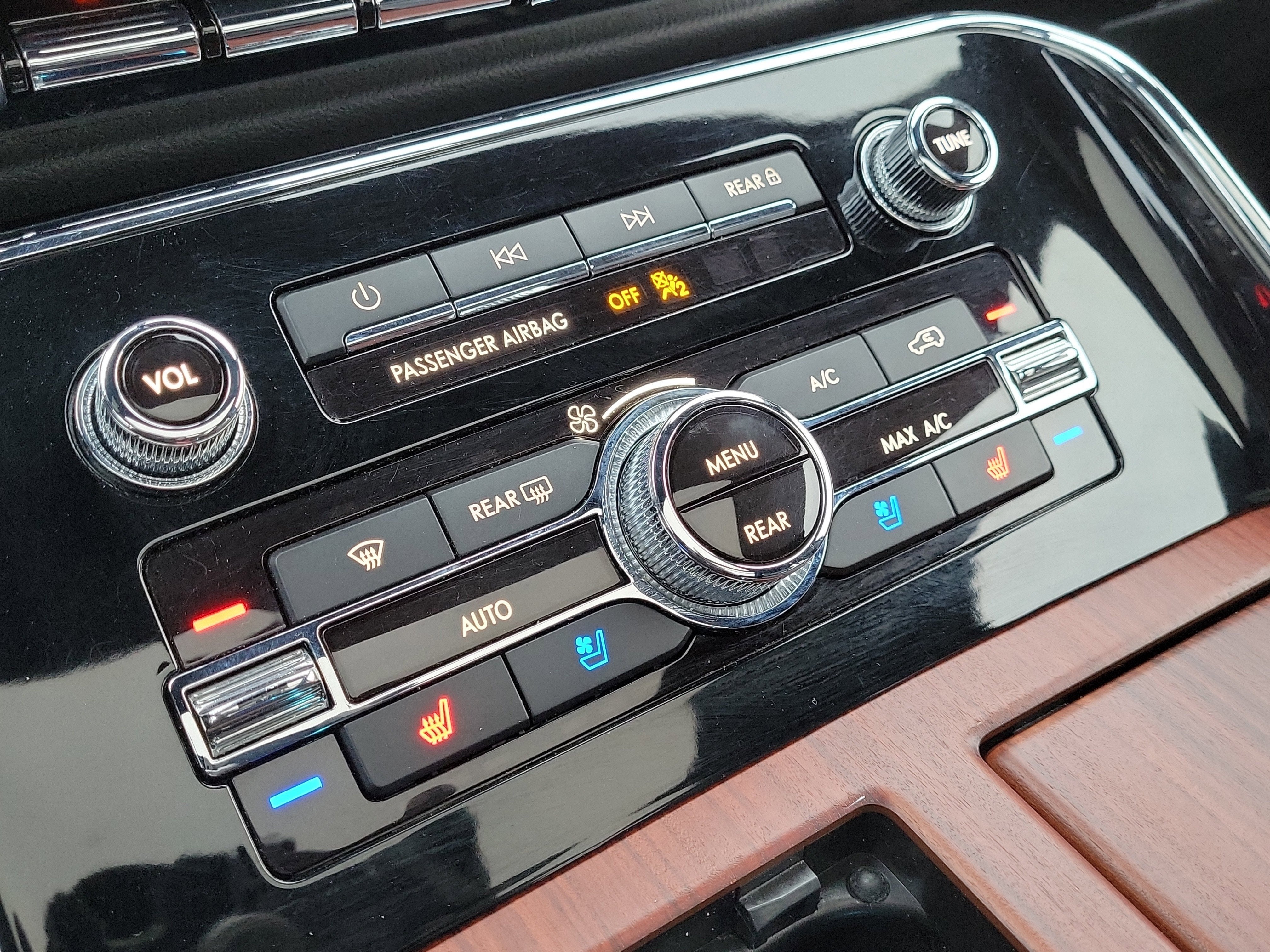 2022 Lincoln Navigator Standard