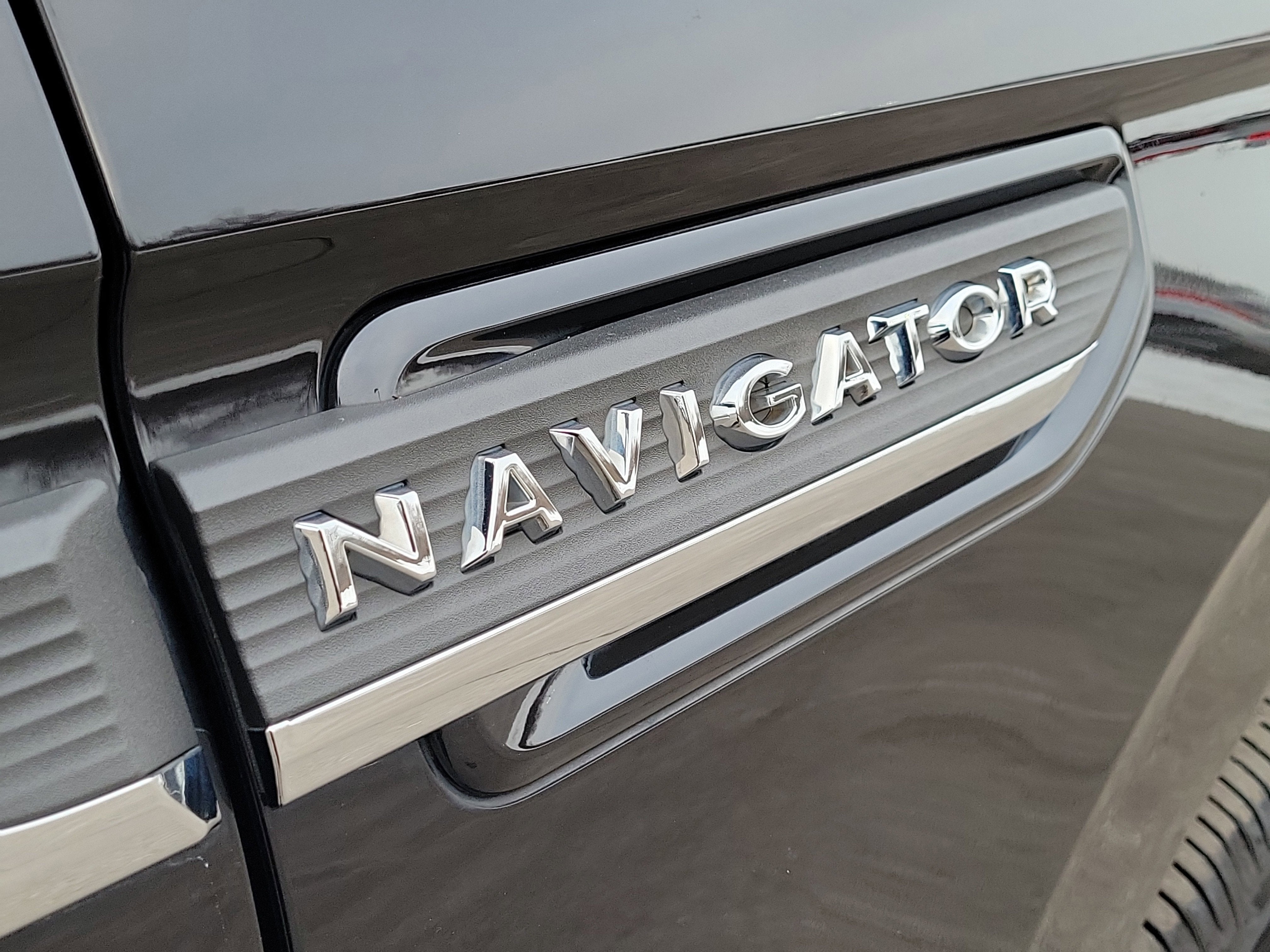 2022 Lincoln Navigator Standard