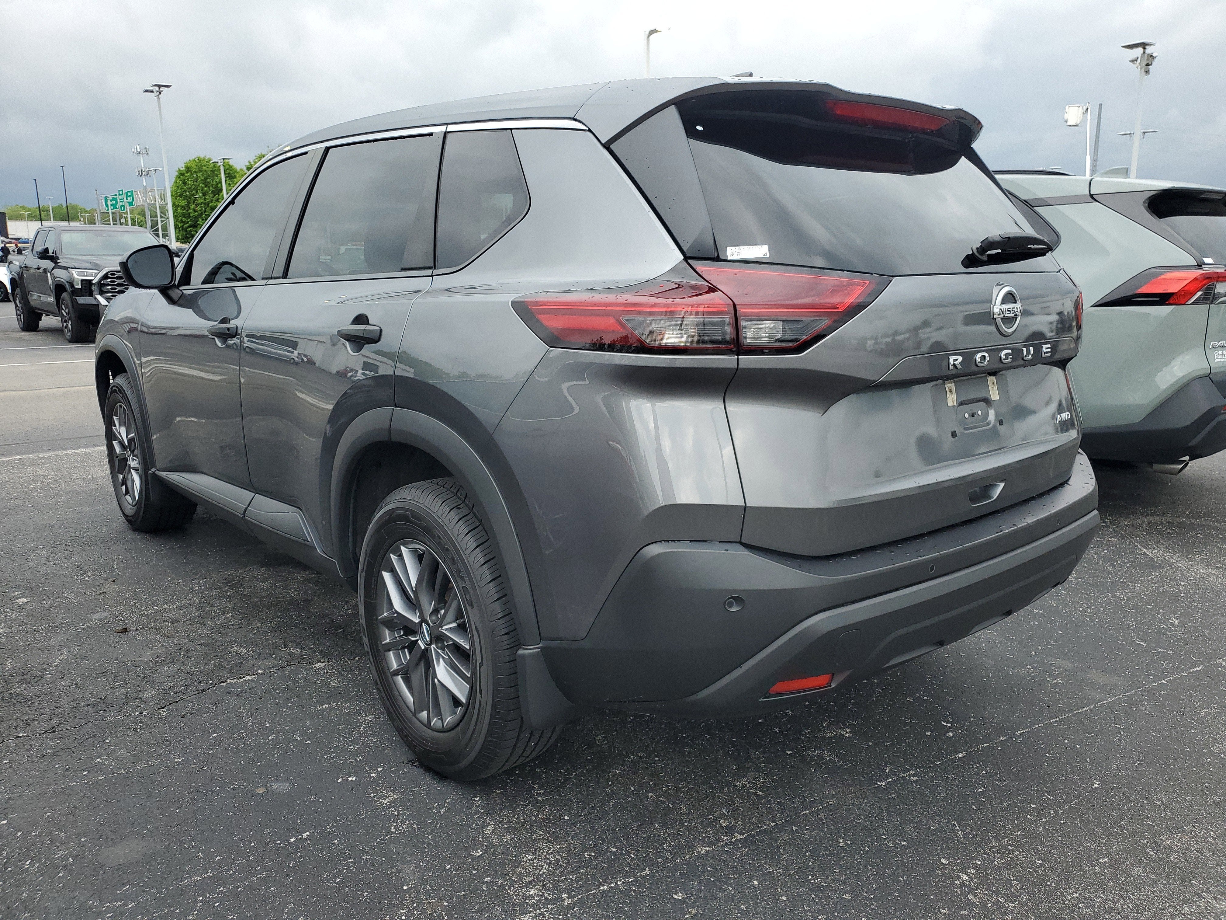 2021 Nissan Rogue S