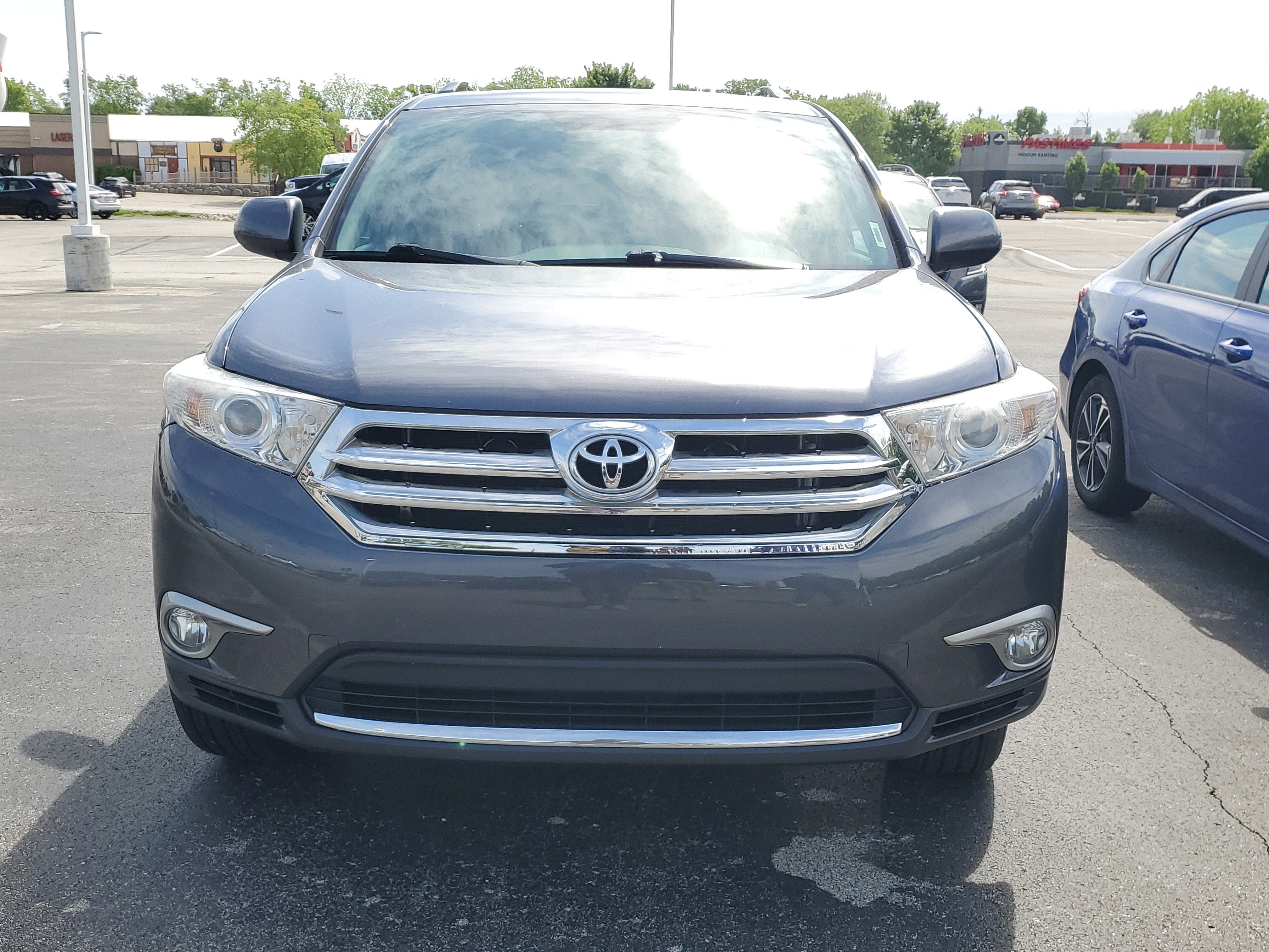 2013 Toyota Highlander SE
