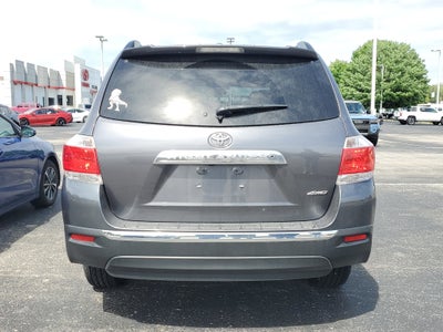 2013 Toyota Highlander SE