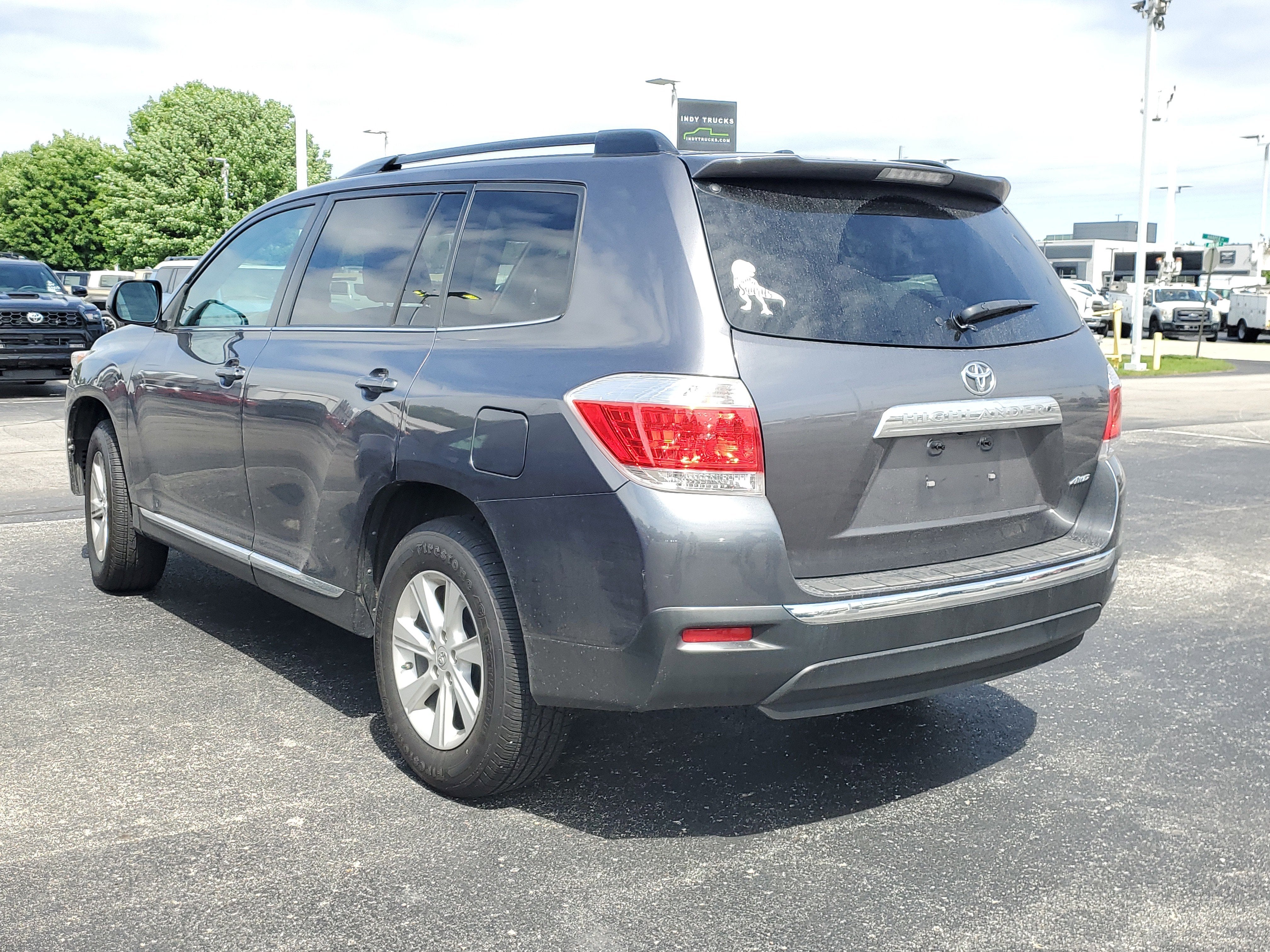 2013 Toyota Highlander SE