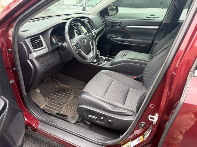 2014 Toyota Highlander LE Plus V6