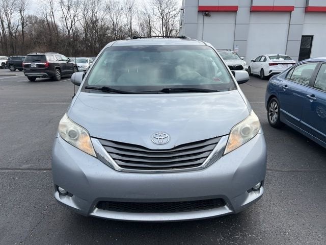 2014 Toyota Sienna XLE