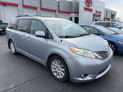2014 Toyota Sienna XLE