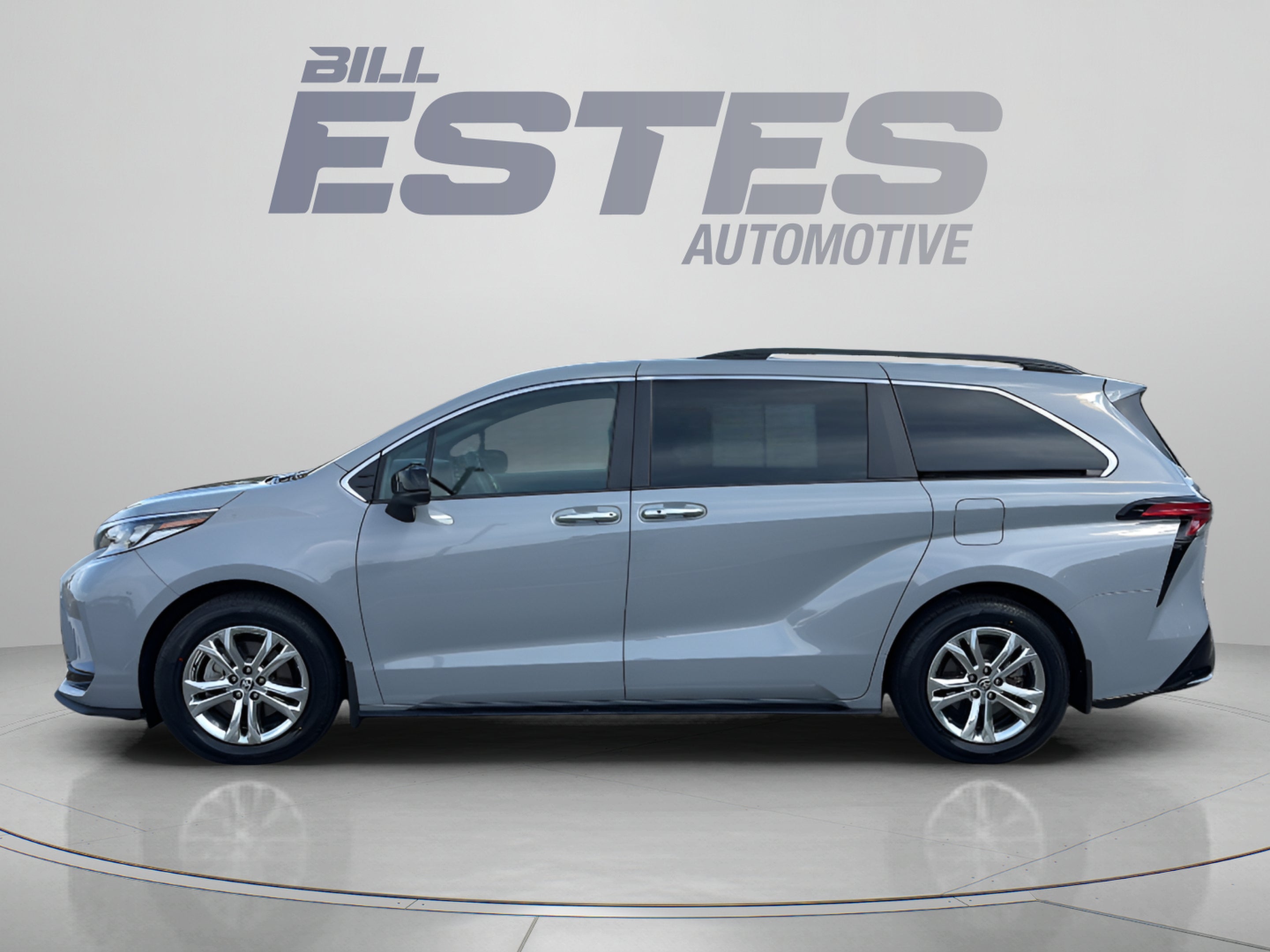 2023 Toyota Sienna XSE