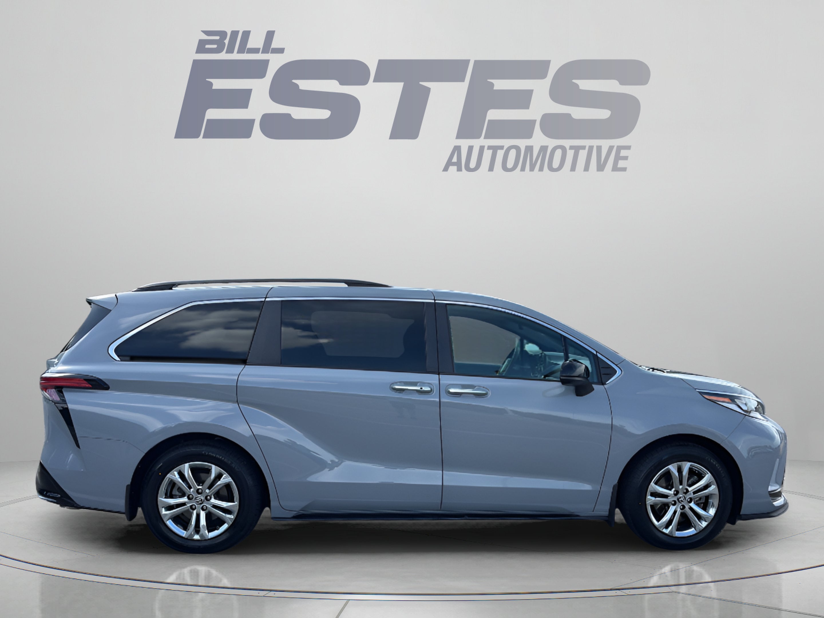 2023 Toyota Sienna XSE