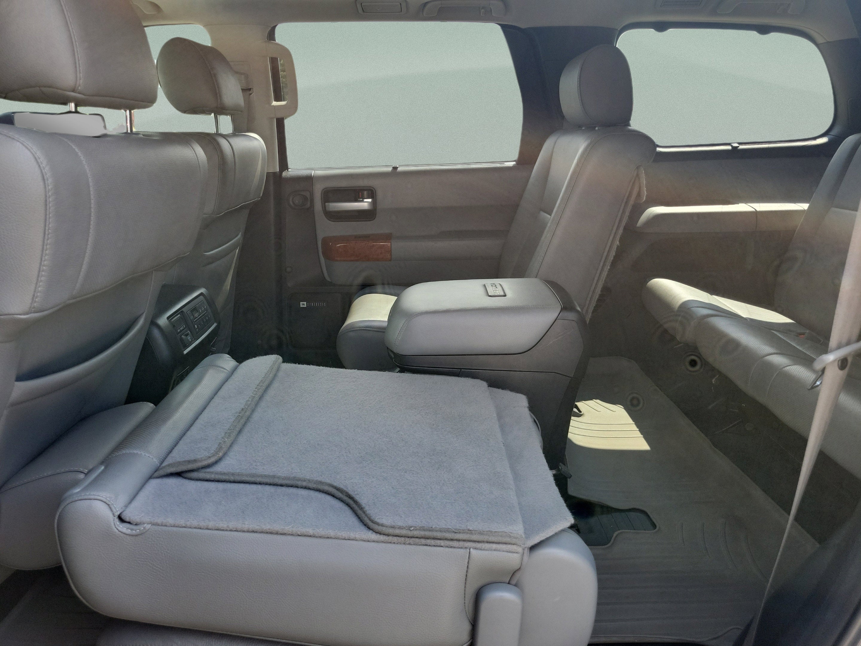 2018 Toyota Sequoia Platinum