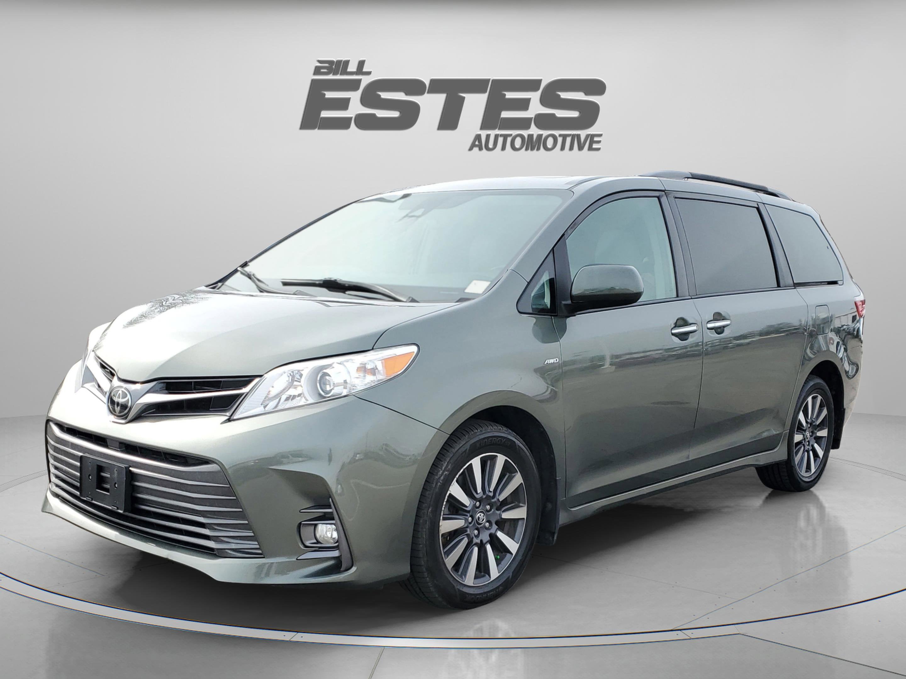 2018 Toyota Sienna XLE