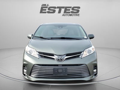 2018 Toyota Sienna XLE