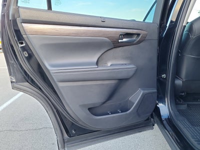 2022 Toyota Highlander Limited