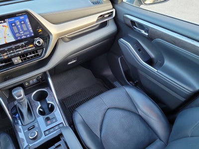 2022 Toyota Highlander Limited