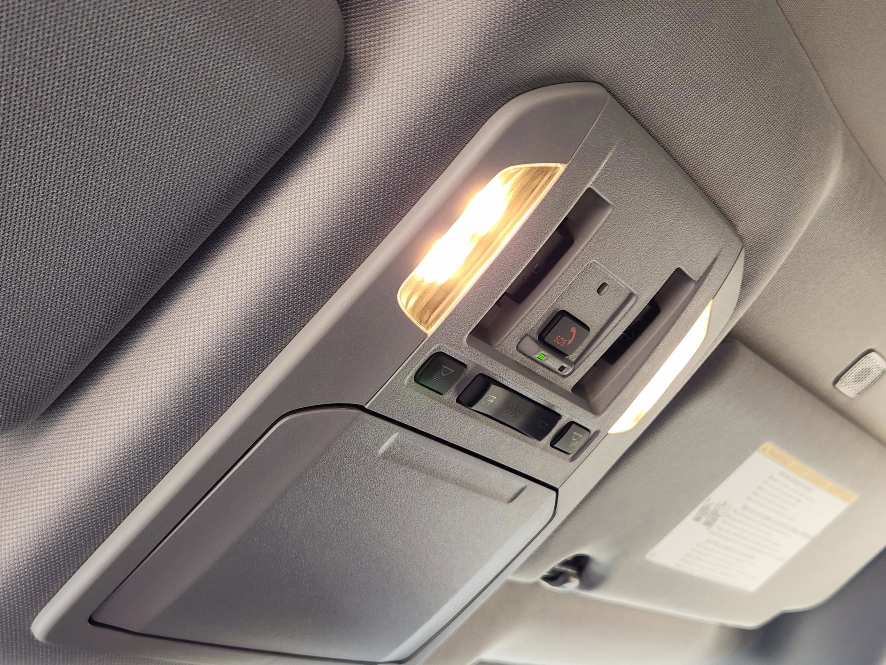 2025 Toyota Highlander Hybrid Platinum
