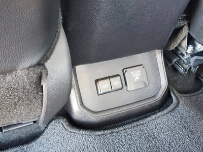 2025 Toyota Highlander Hybrid Platinum