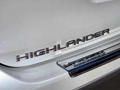 2025 Toyota Highlander Hybrid Platinum