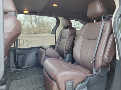 2021 Toyota Sienna Platinum