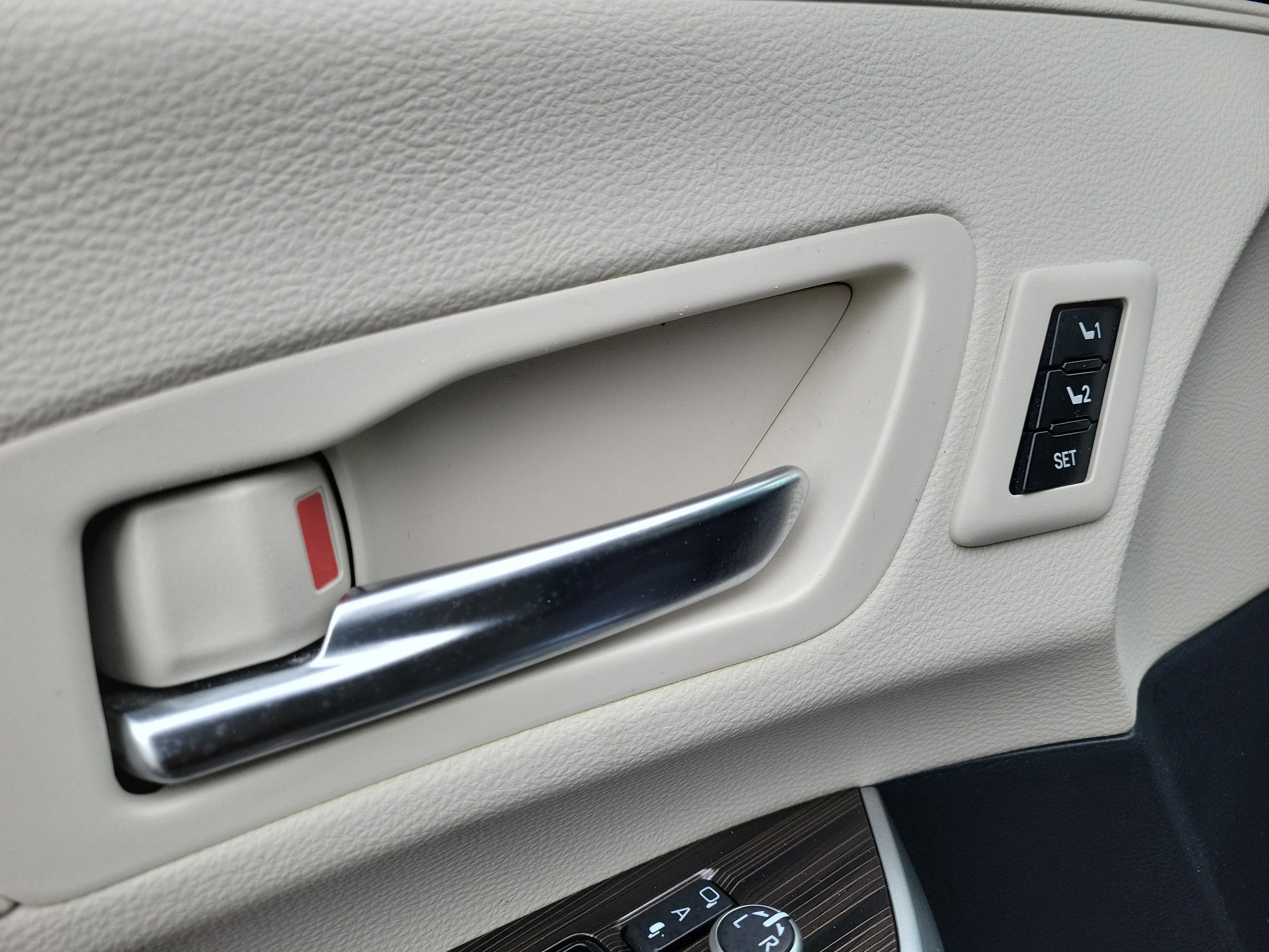 2021 Toyota Sienna Platinum