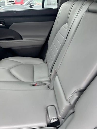 2020 Toyota Highlander Hybrid XLE