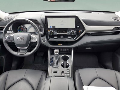 2024 Toyota Highlander Hybrid XLE