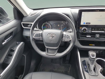 2024 Toyota Highlander Hybrid XLE
