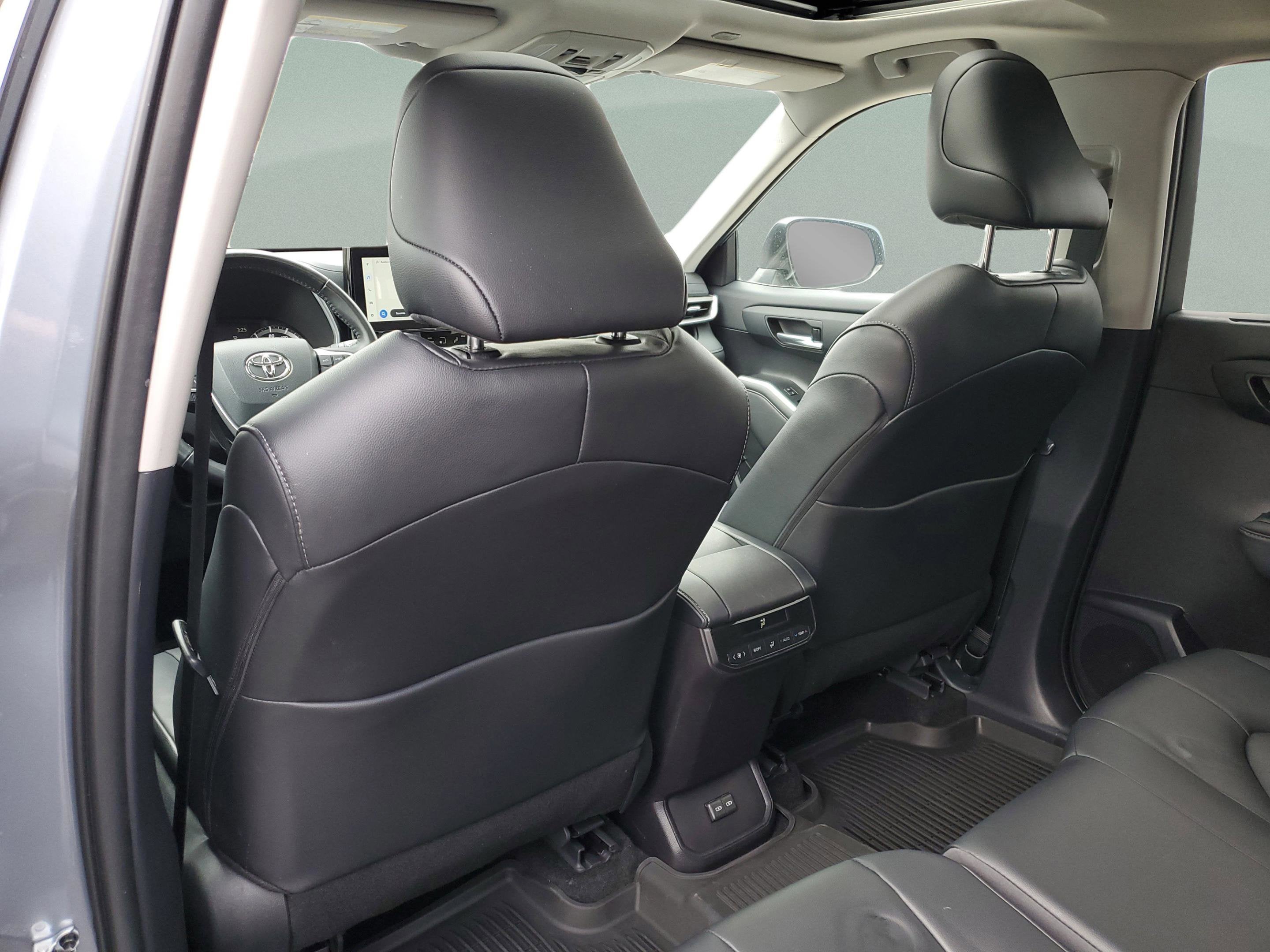 2024 Toyota Highlander Hybrid XLE