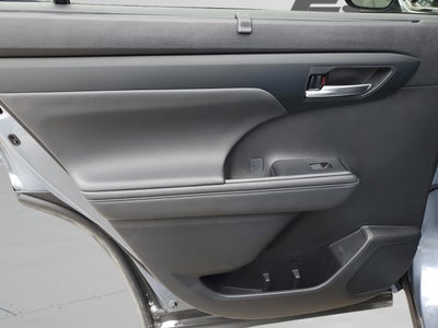 2024 Toyota Highlander Hybrid XLE