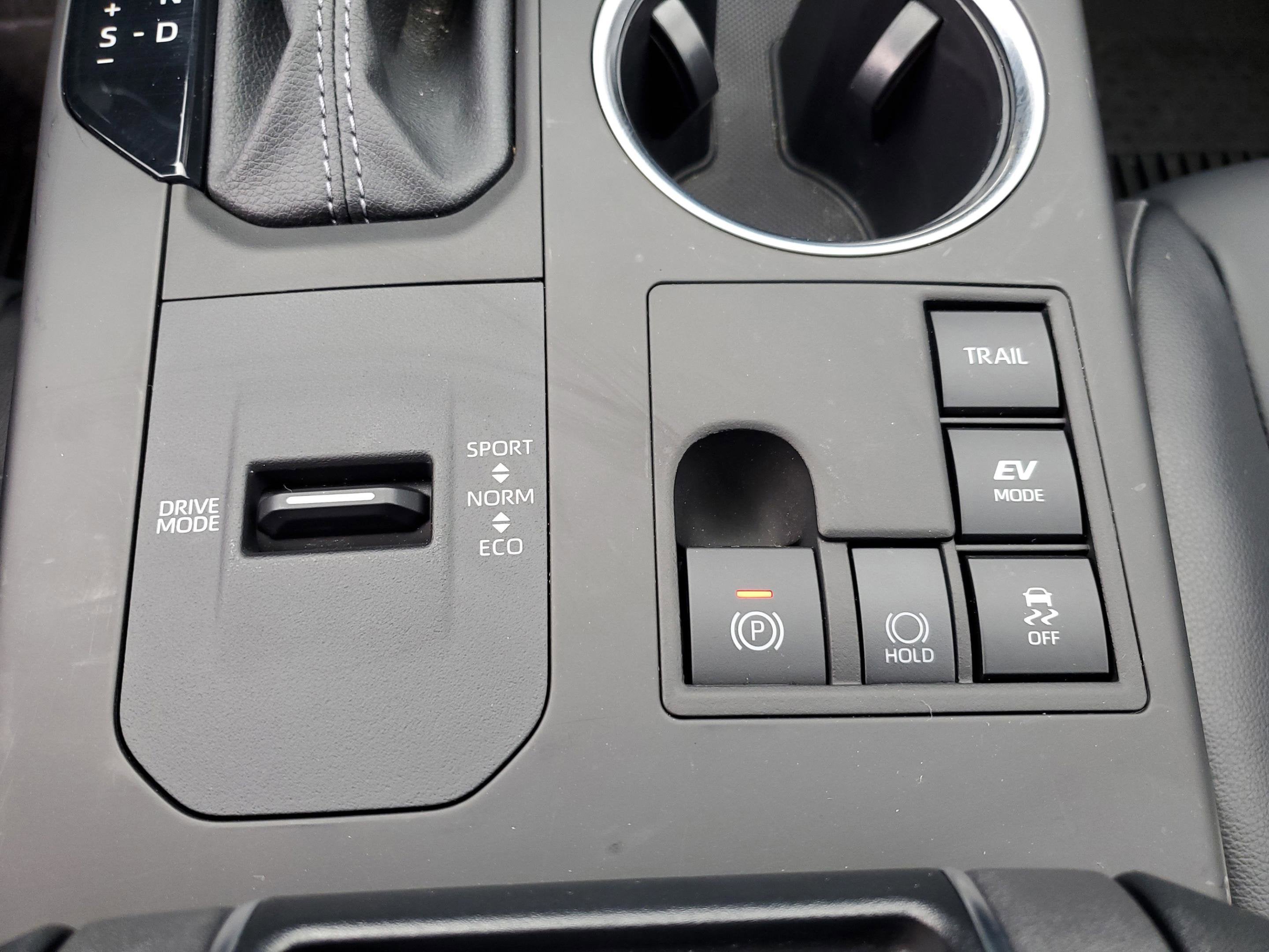 2024 Toyota Highlander Hybrid XLE