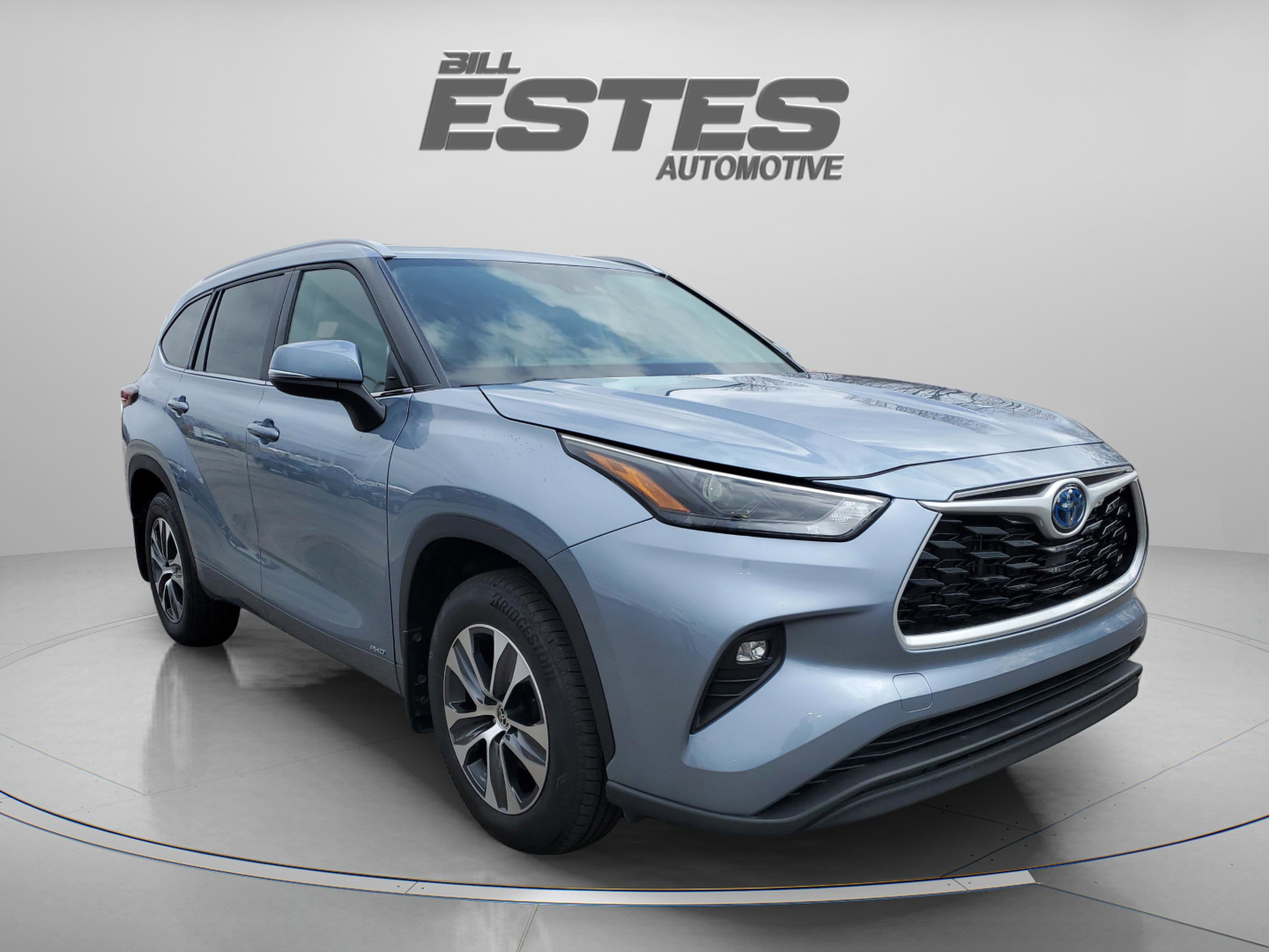 2024 Toyota Highlander Hybrid XLE