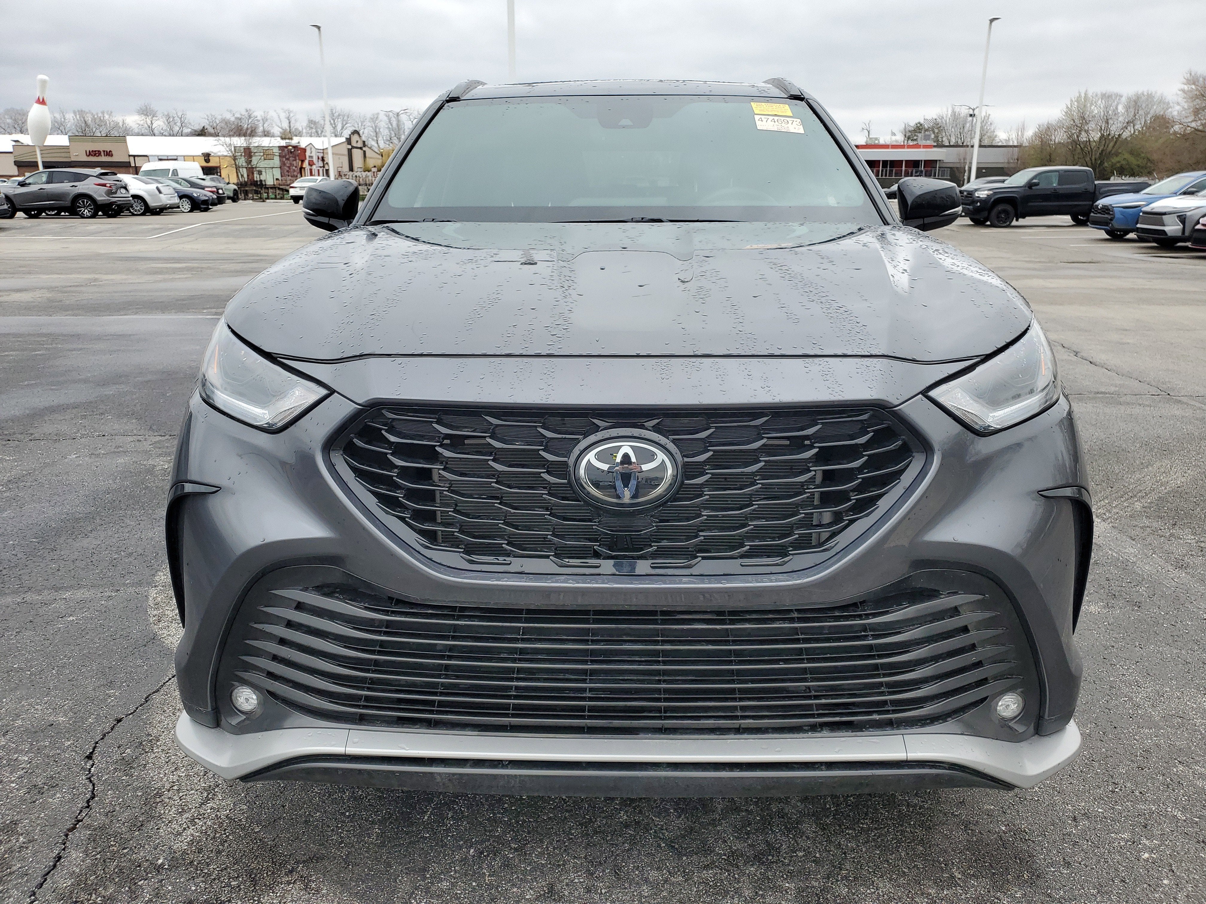 2025 Toyota Highlander XSE