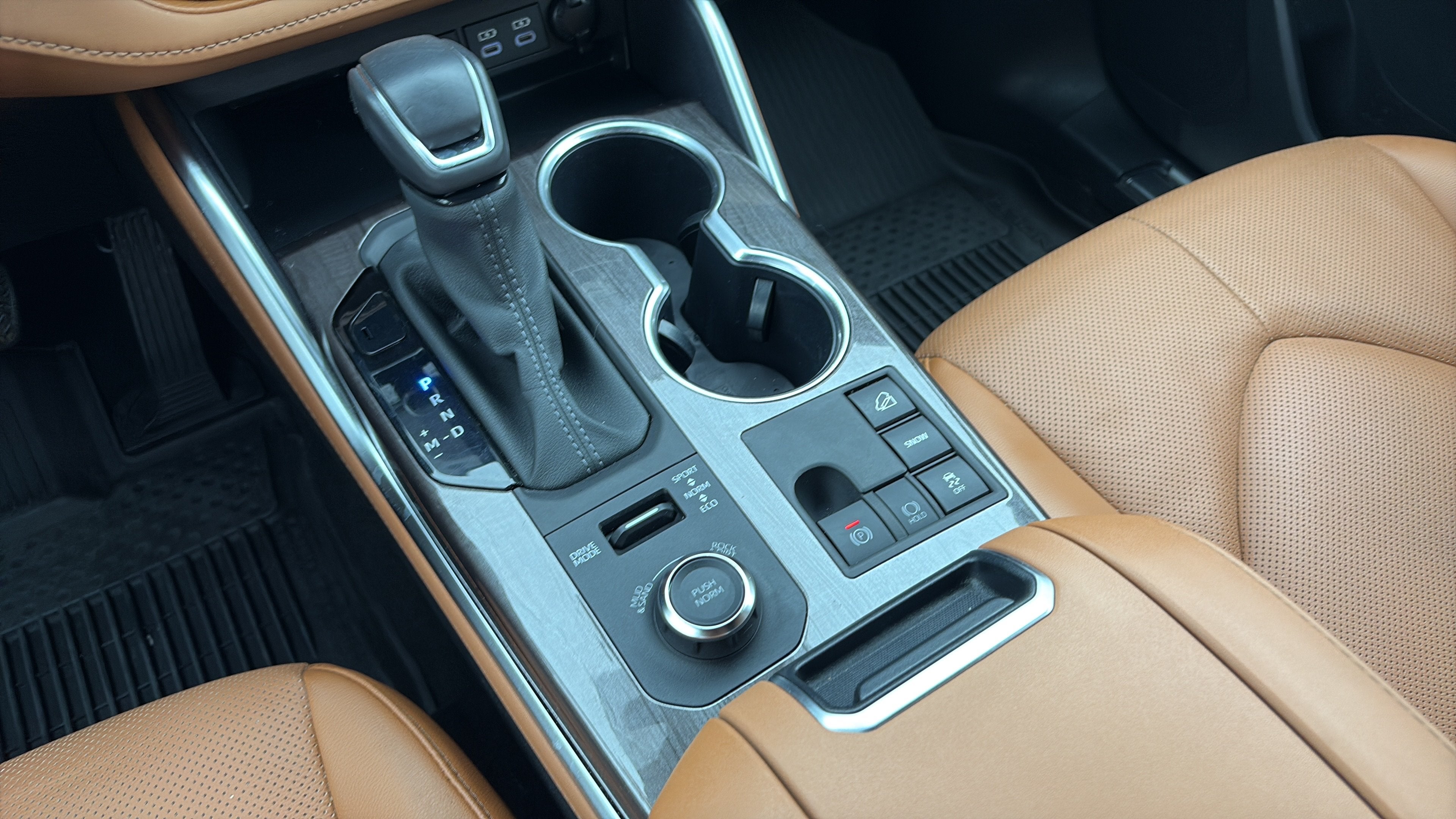2024 Toyota Highlander Platinum