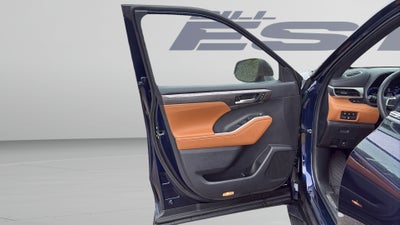 2024 Toyota Highlander Platinum