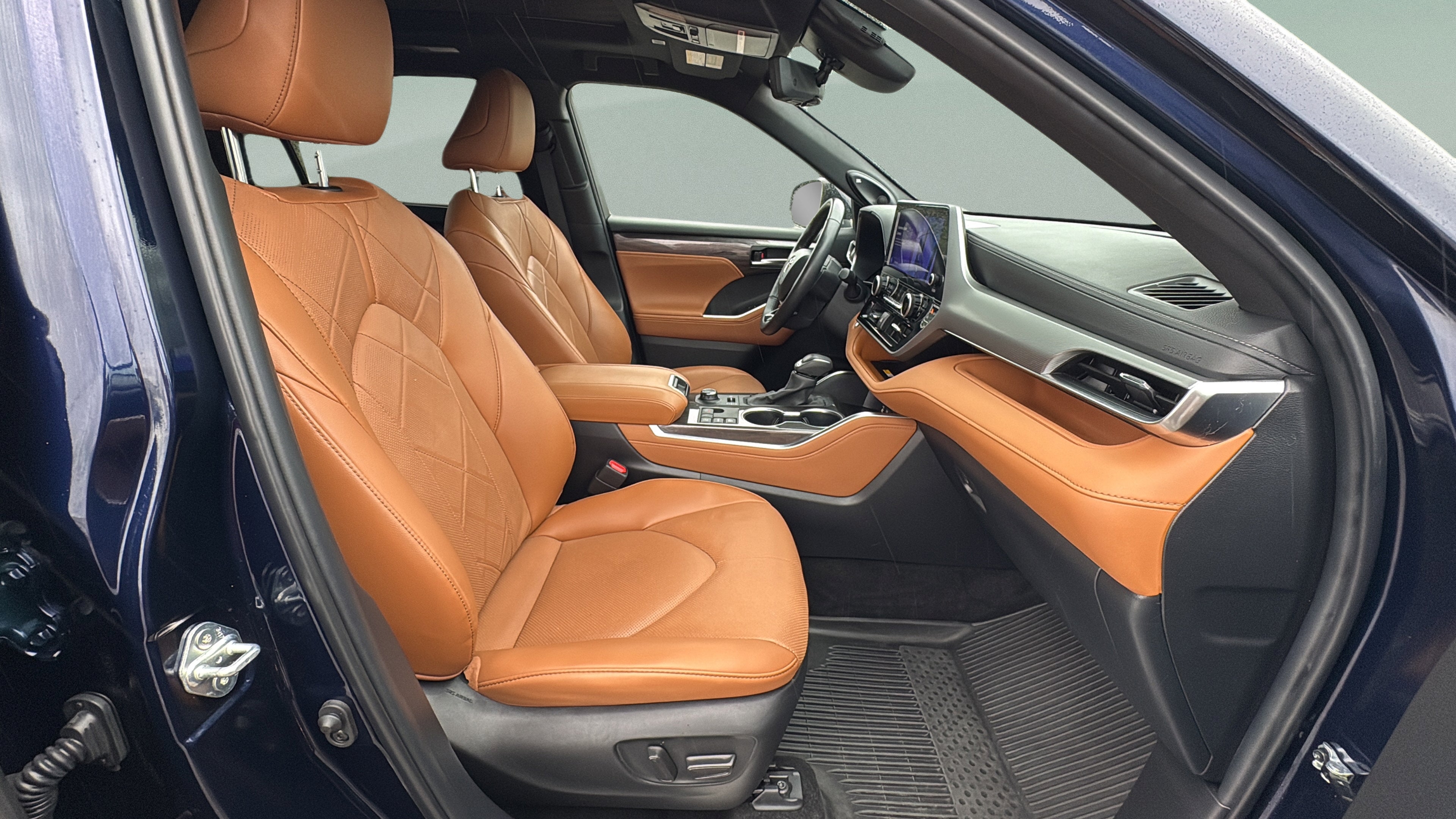 2024 Toyota Highlander Platinum